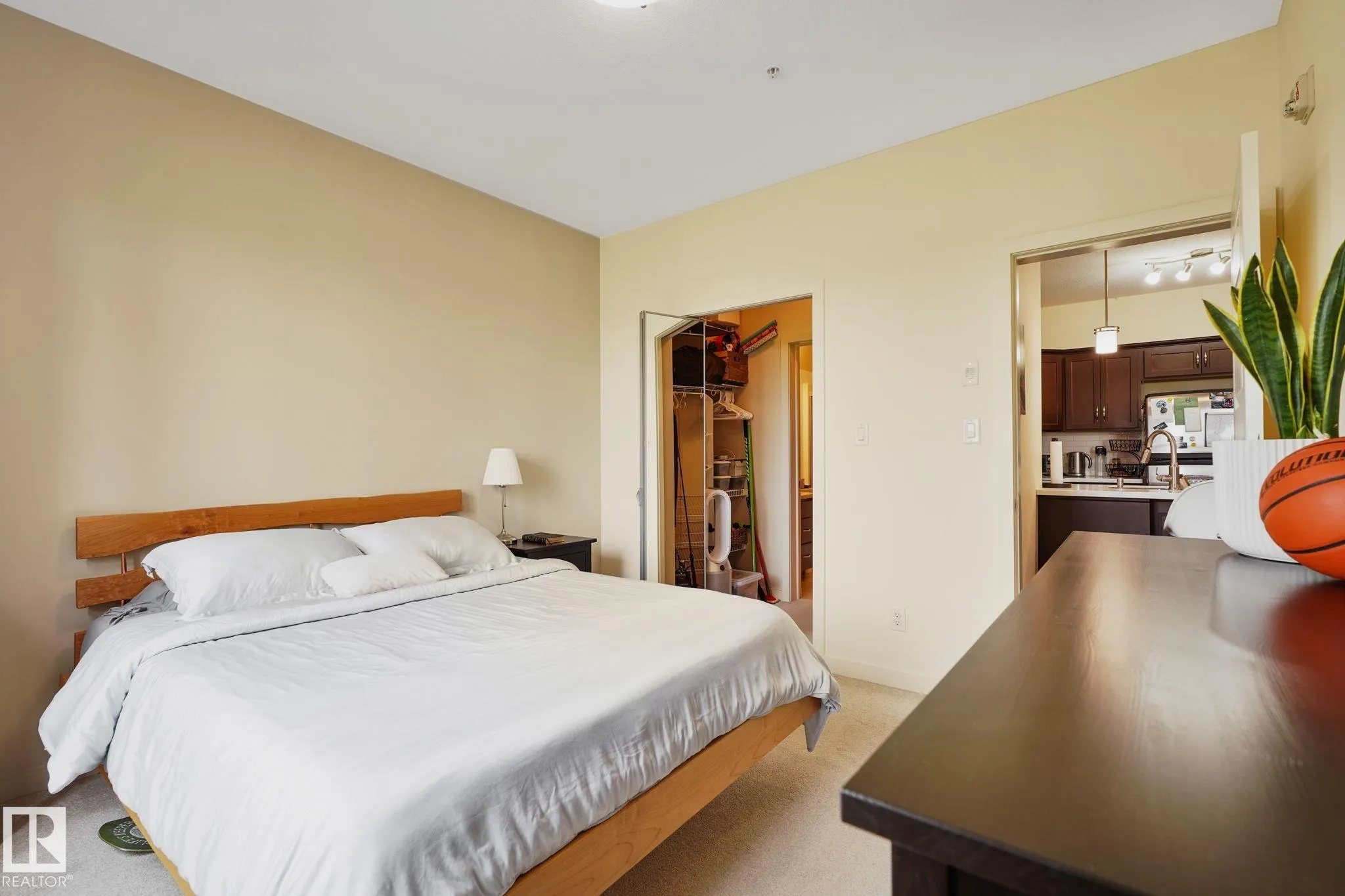 304 Ambleside Link