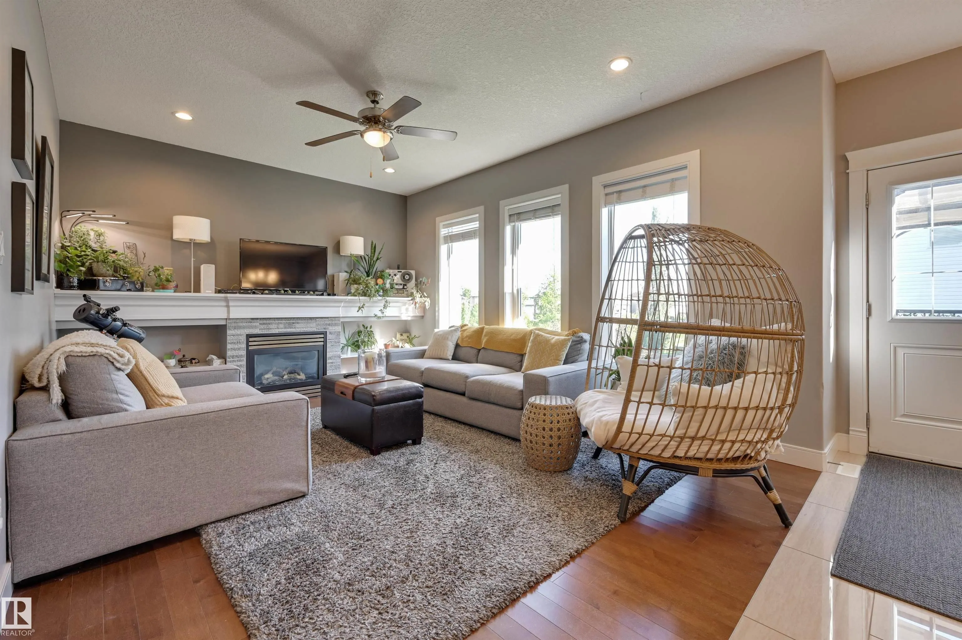 1418 HAYS Way