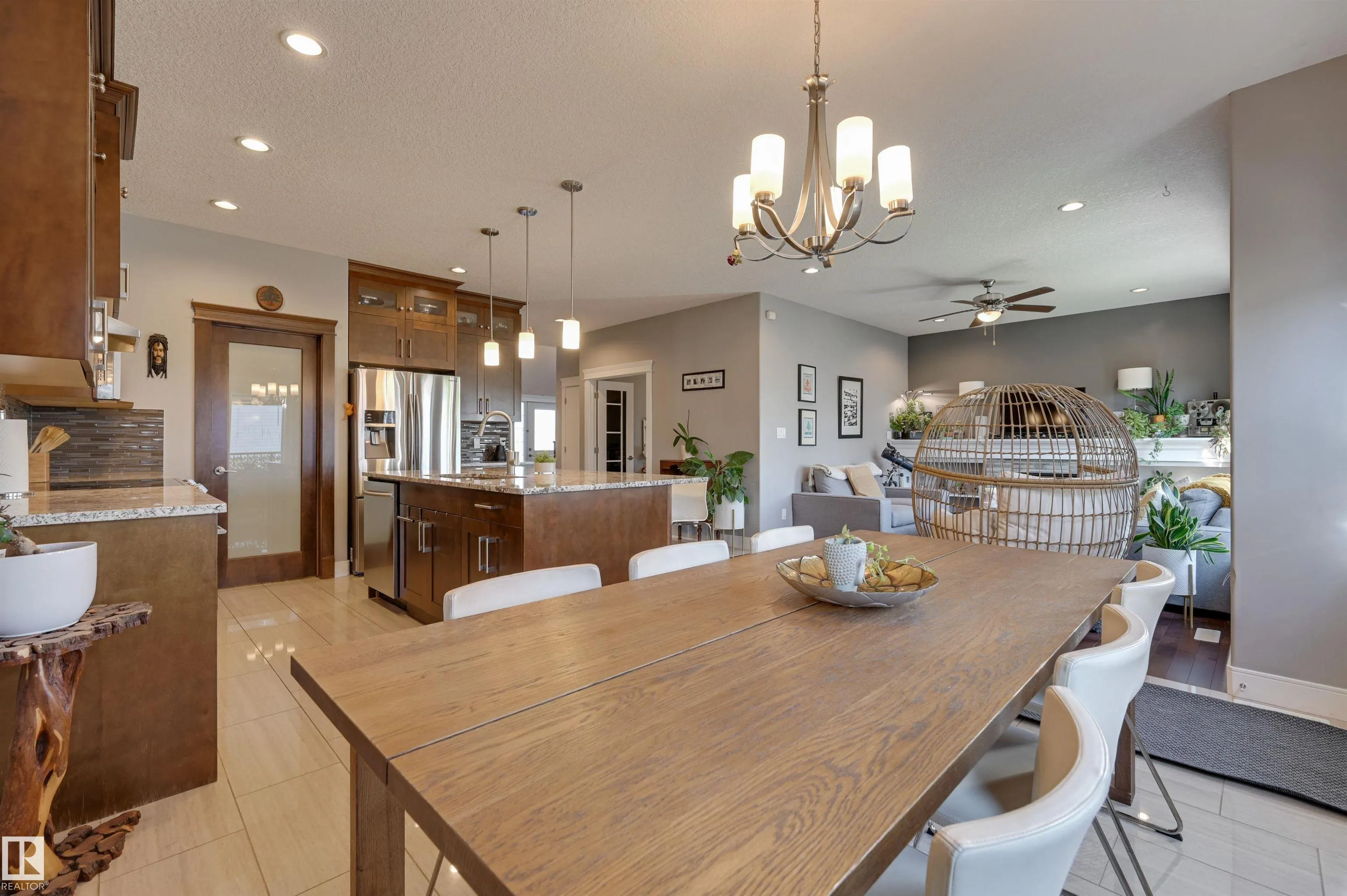 1418 HAYS Way