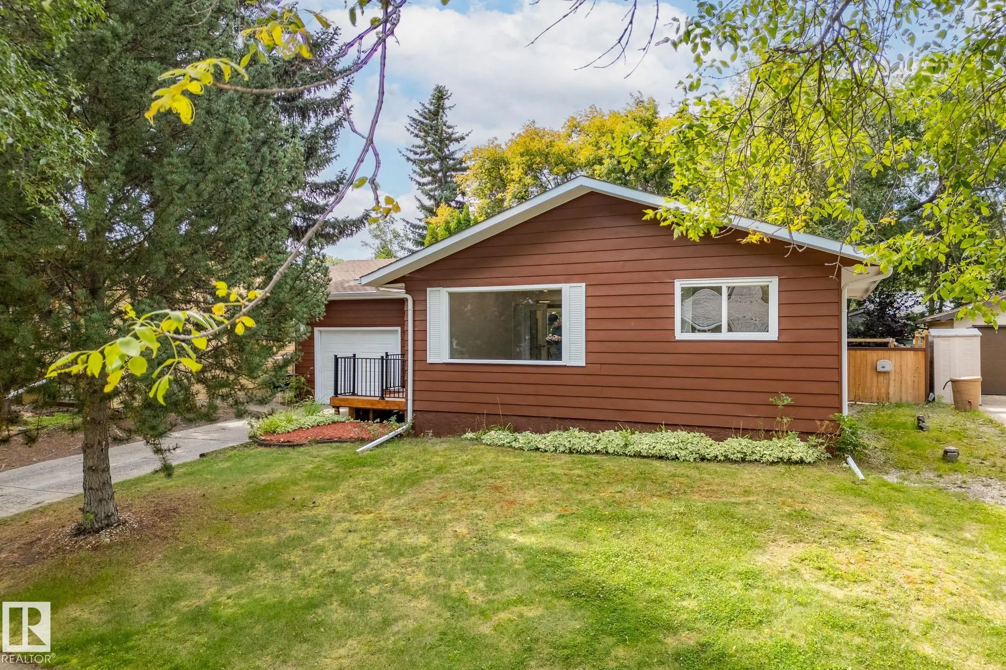 50 Lambert Crescent