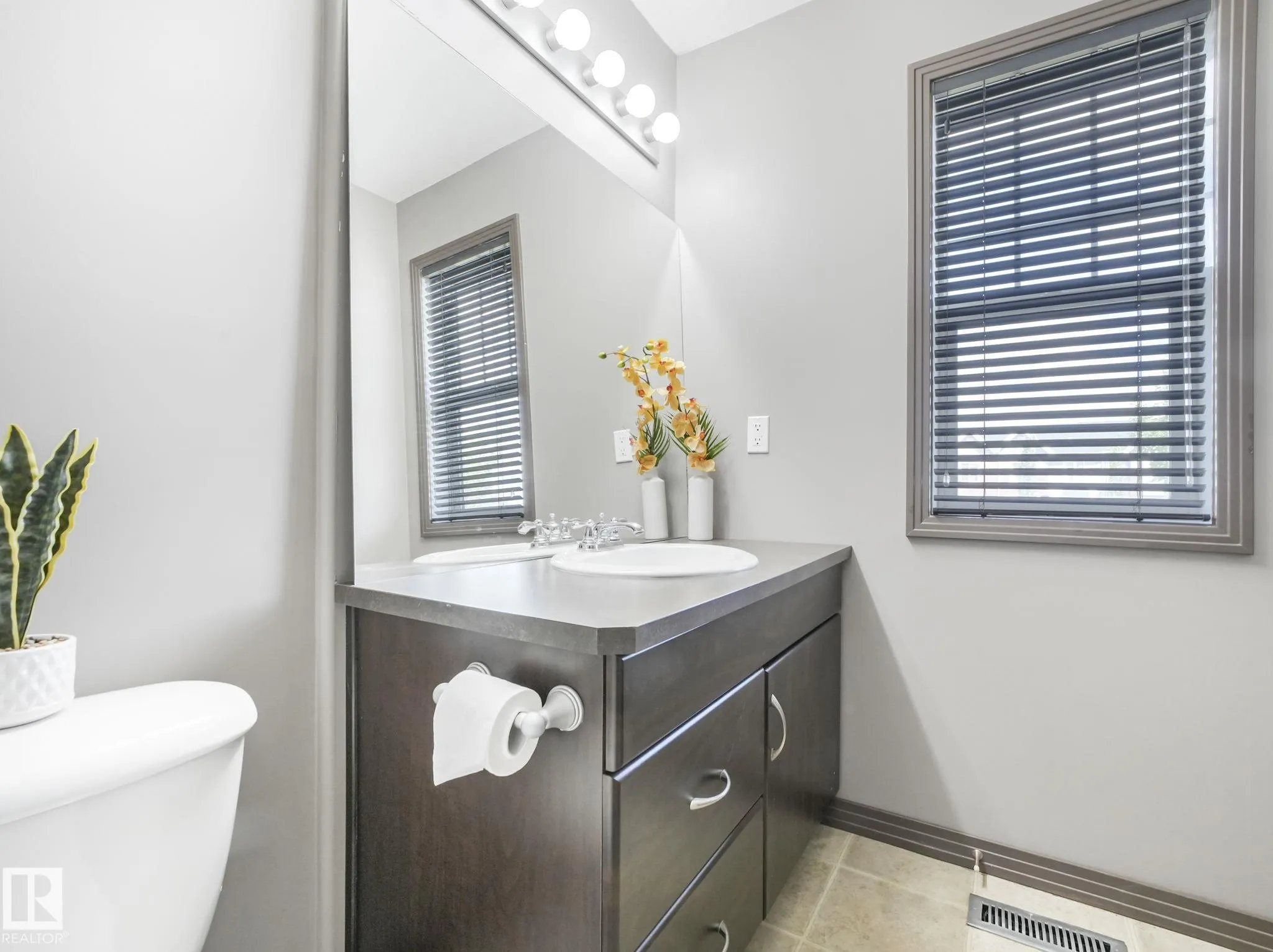 2353 ASPEN Trail