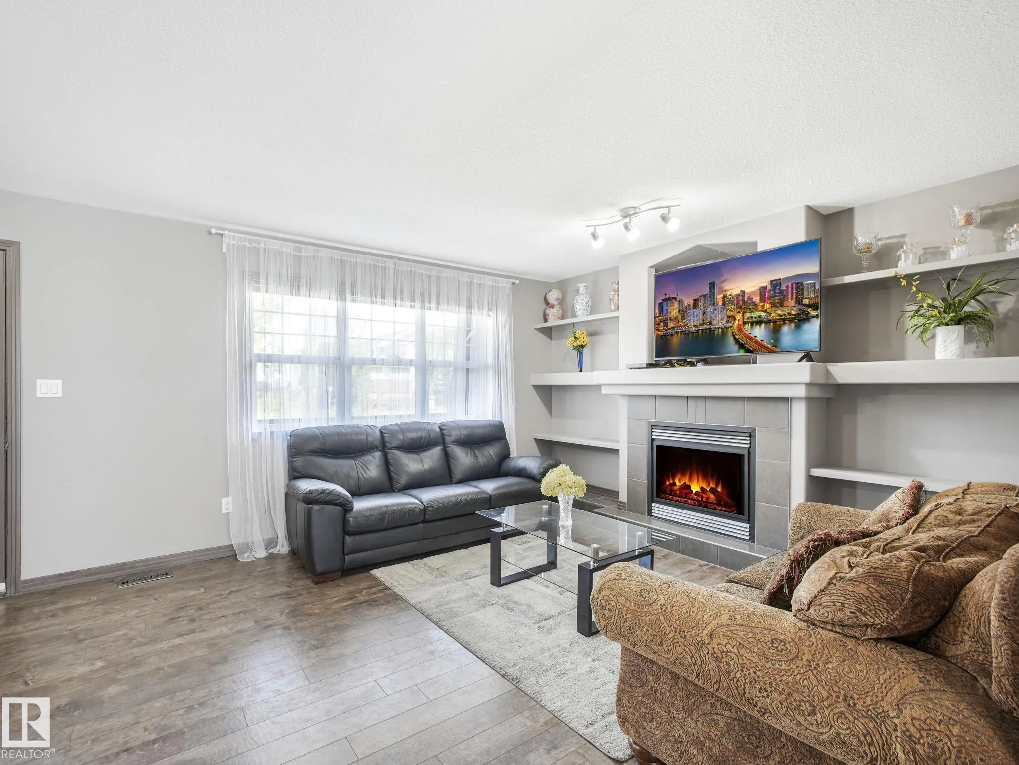 2353 ASPEN Trail