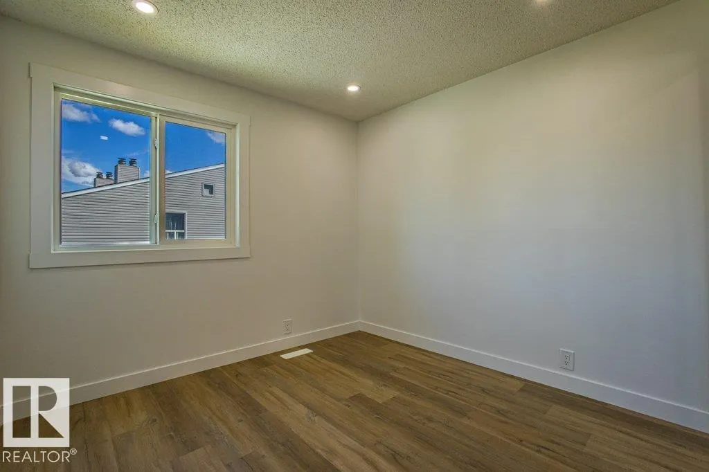 1411 MILL WOODS