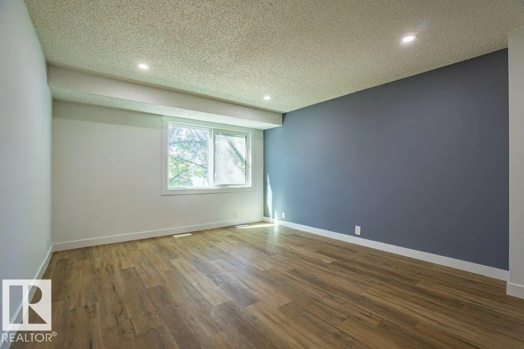 1411 MILL WOODS