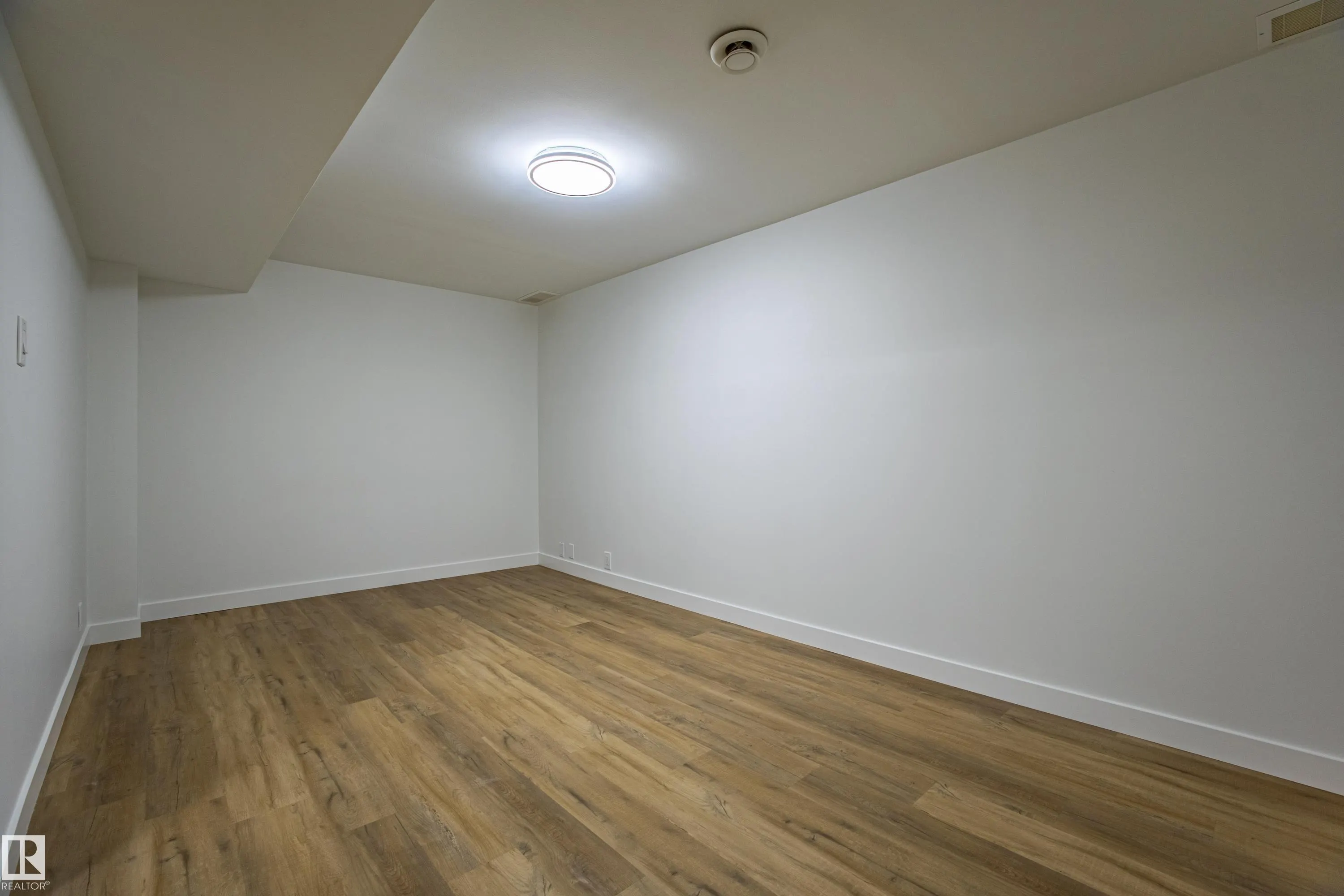 1411 MILL WOODS