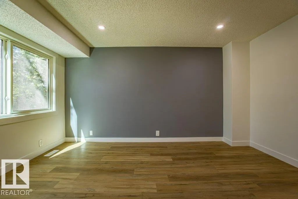 1411 MILL WOODS