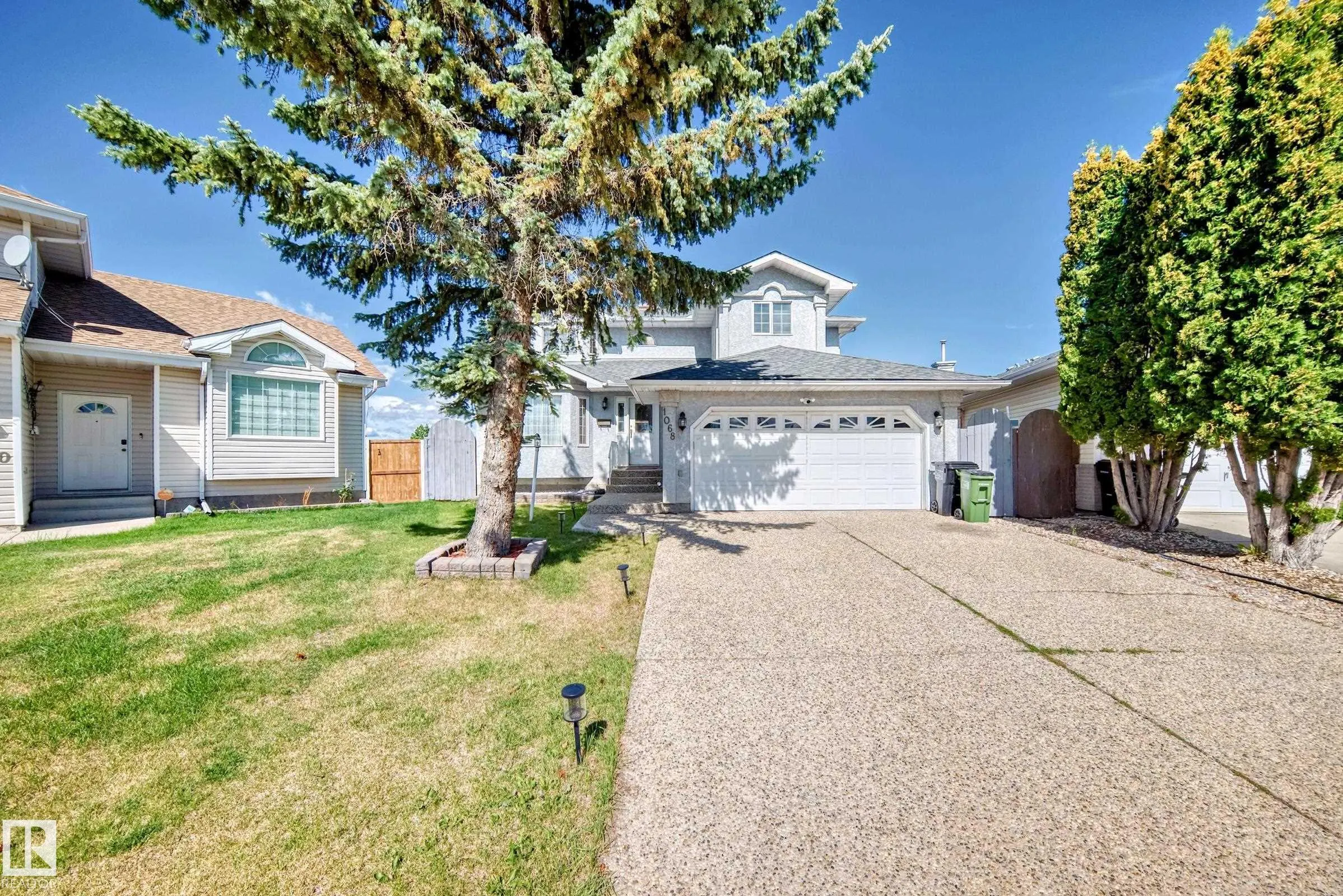 1068 JAMES Crescent