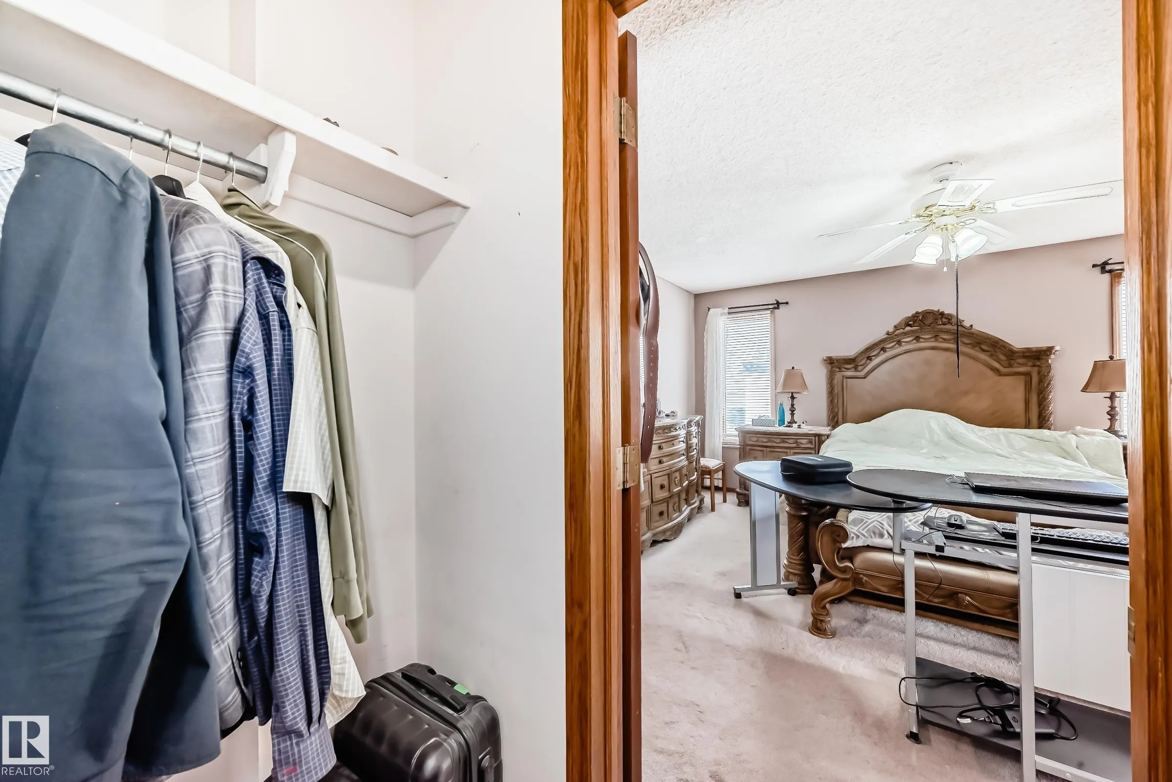 1068 JAMES Crescent