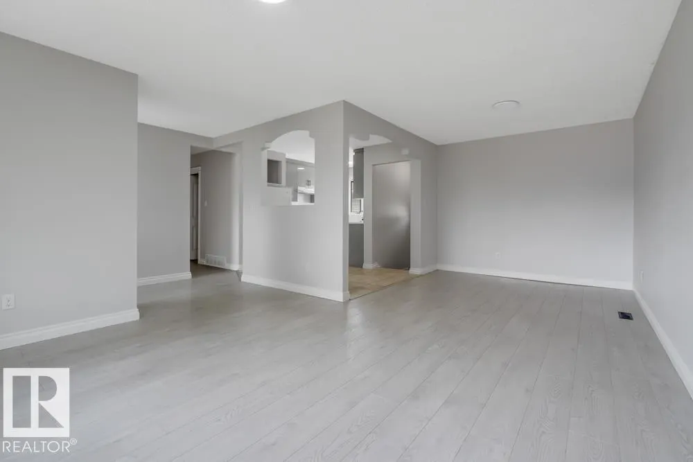 4306 SOUTH PARK Drive