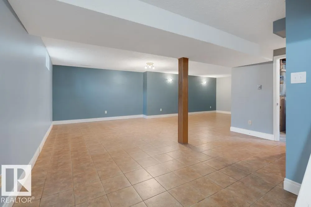 4306 SOUTH PARK Drive