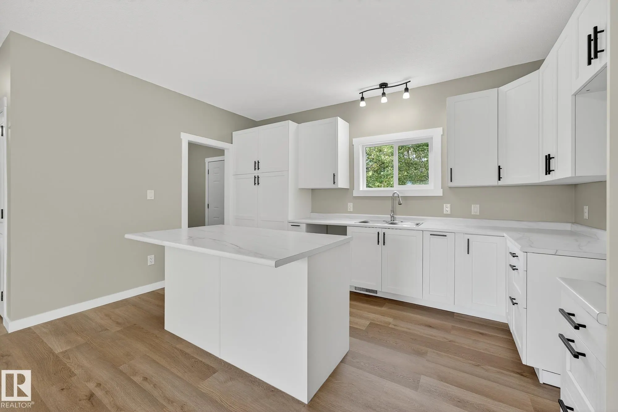 4008 Nakamun Drive