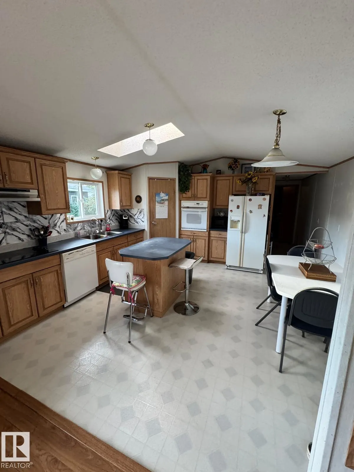 388 evergreen Park