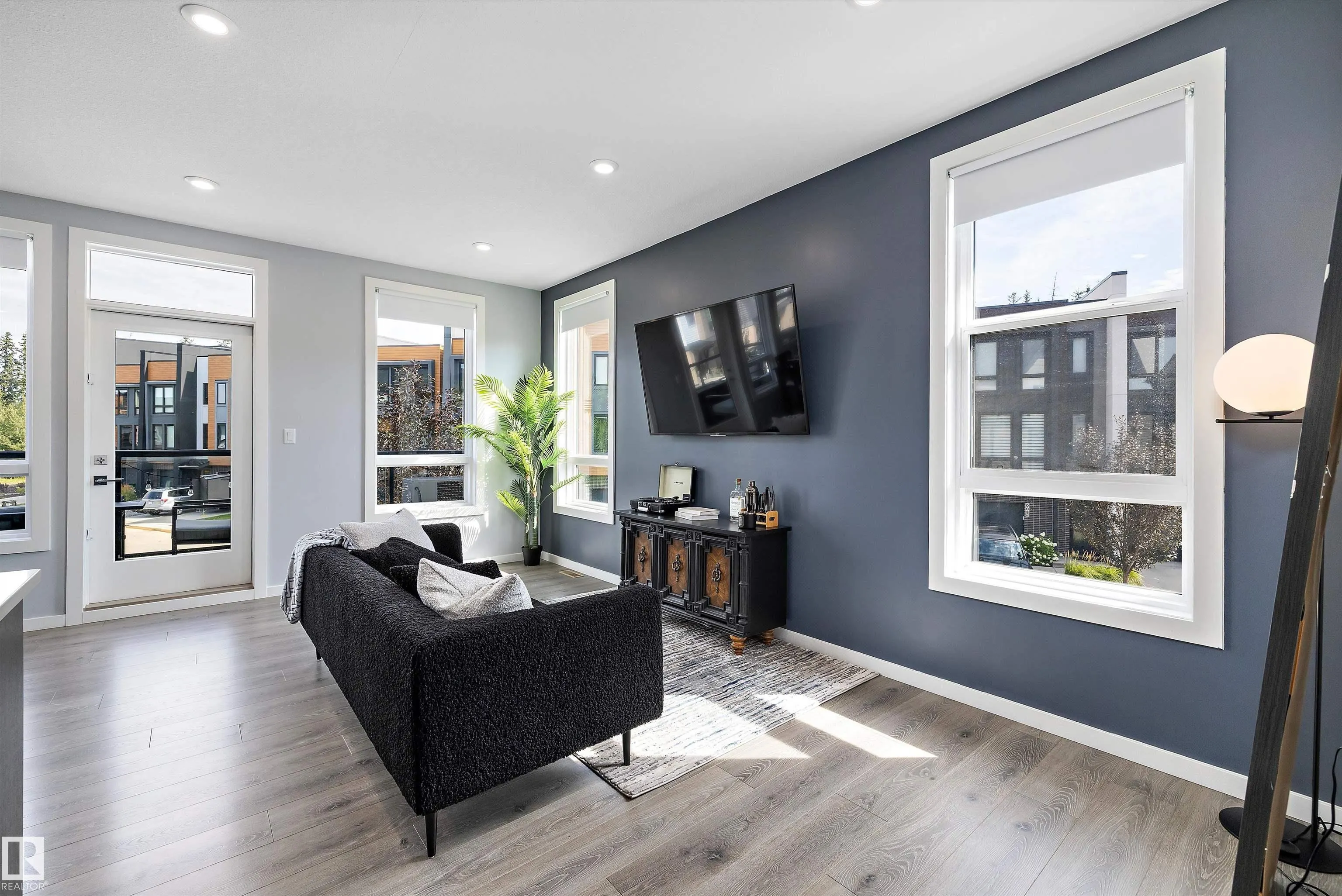 1304 RUTHERFORD Road