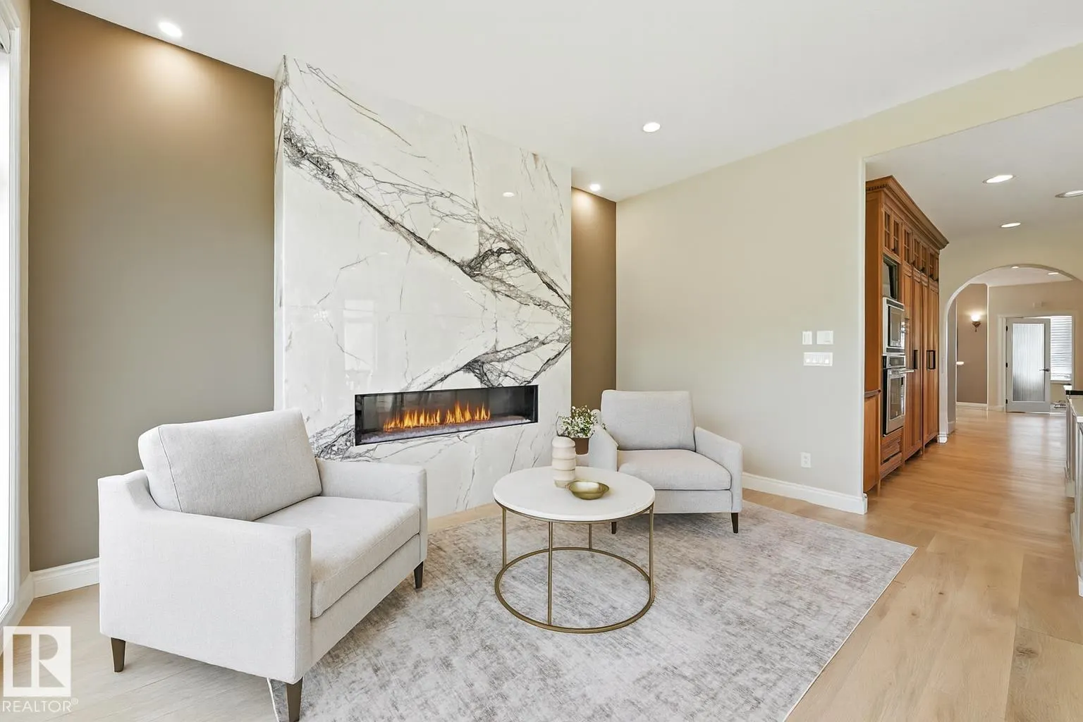2426 MARTELL Crescent