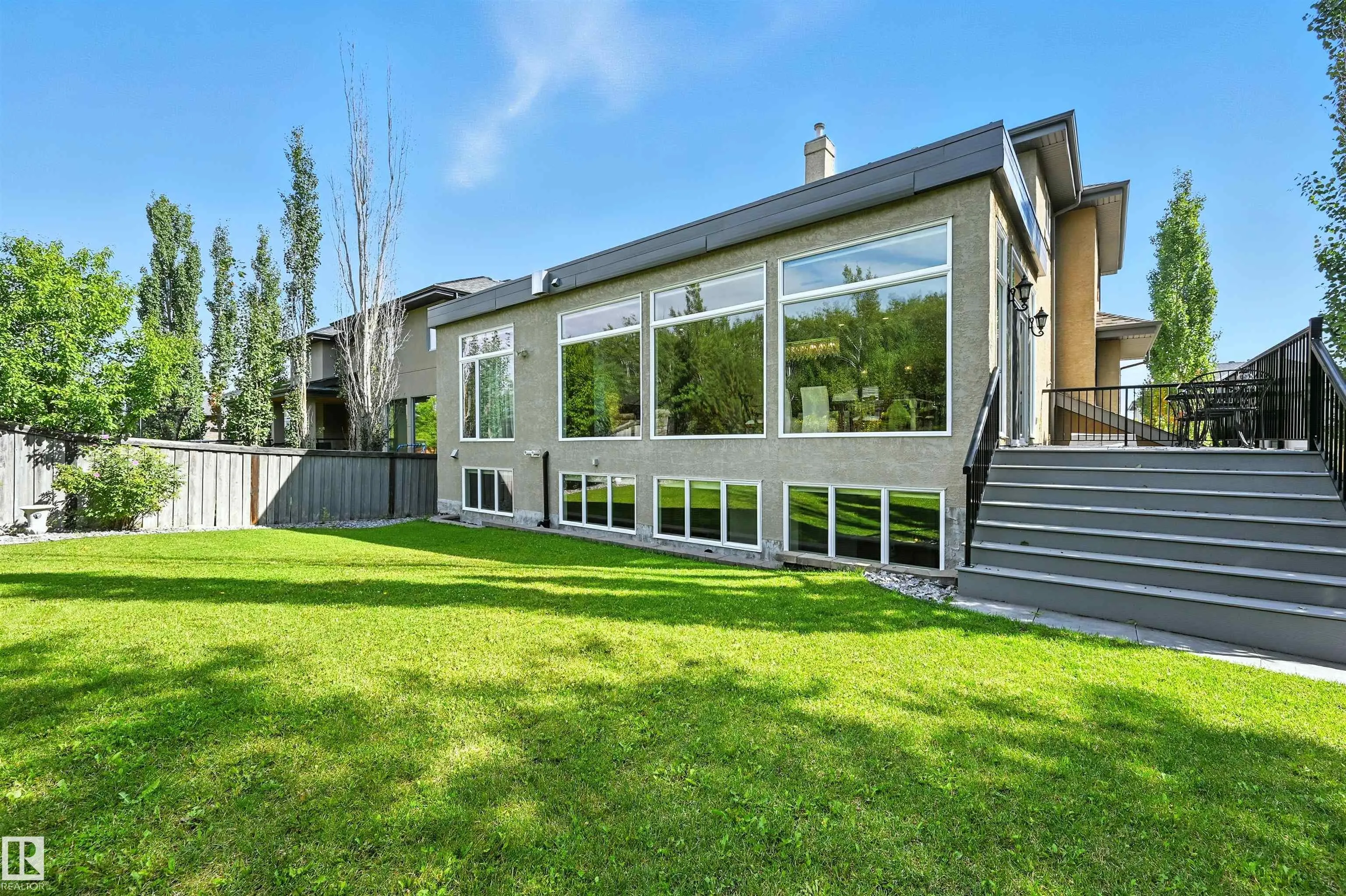 2426 MARTELL Crescent