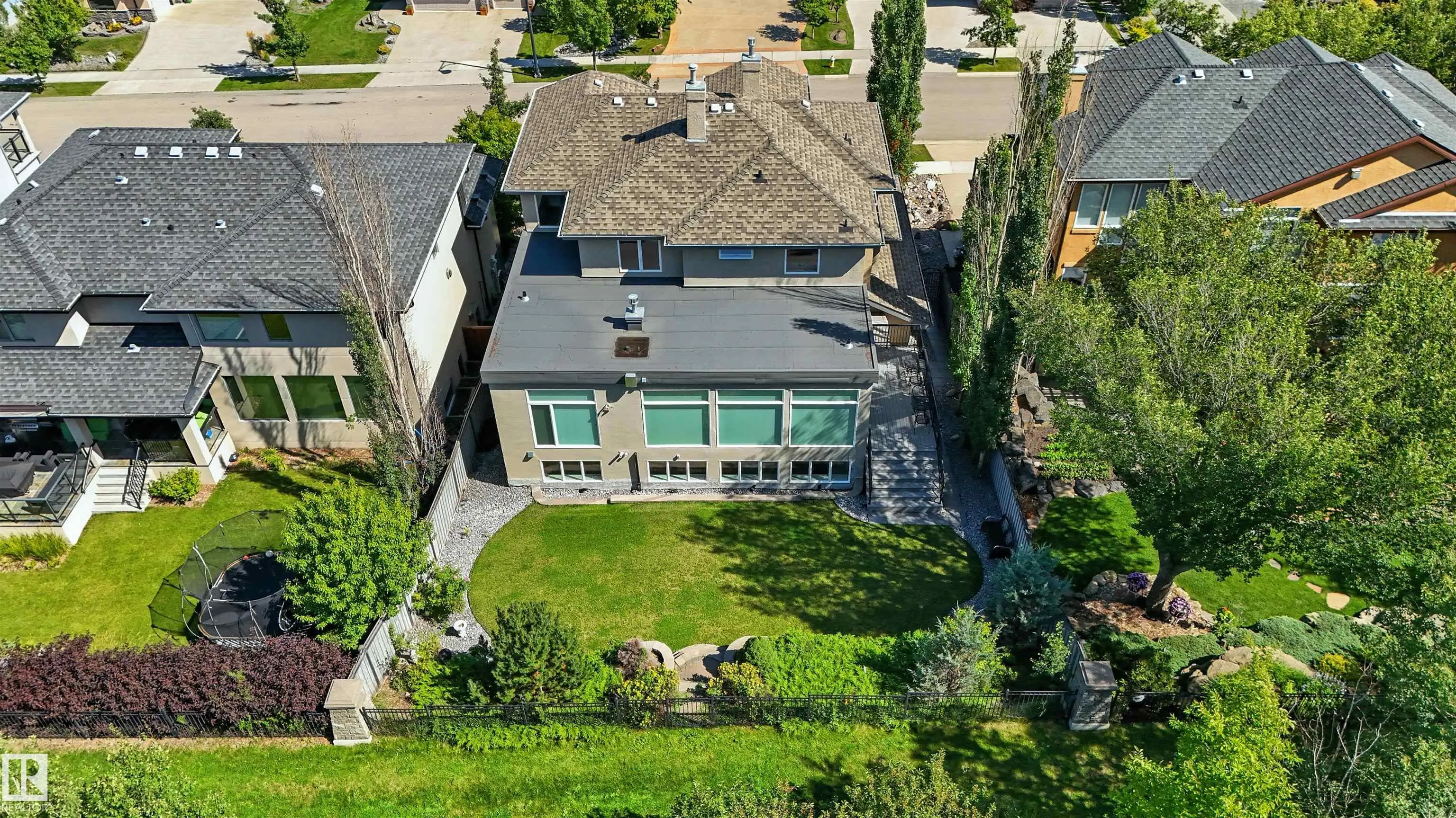 2426 MARTELL Crescent