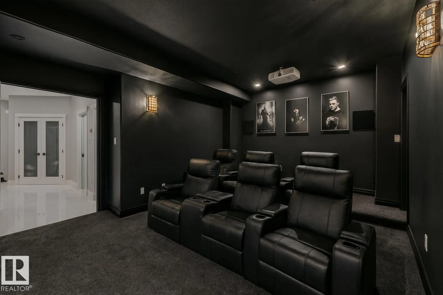 2426 MARTELL Crescent