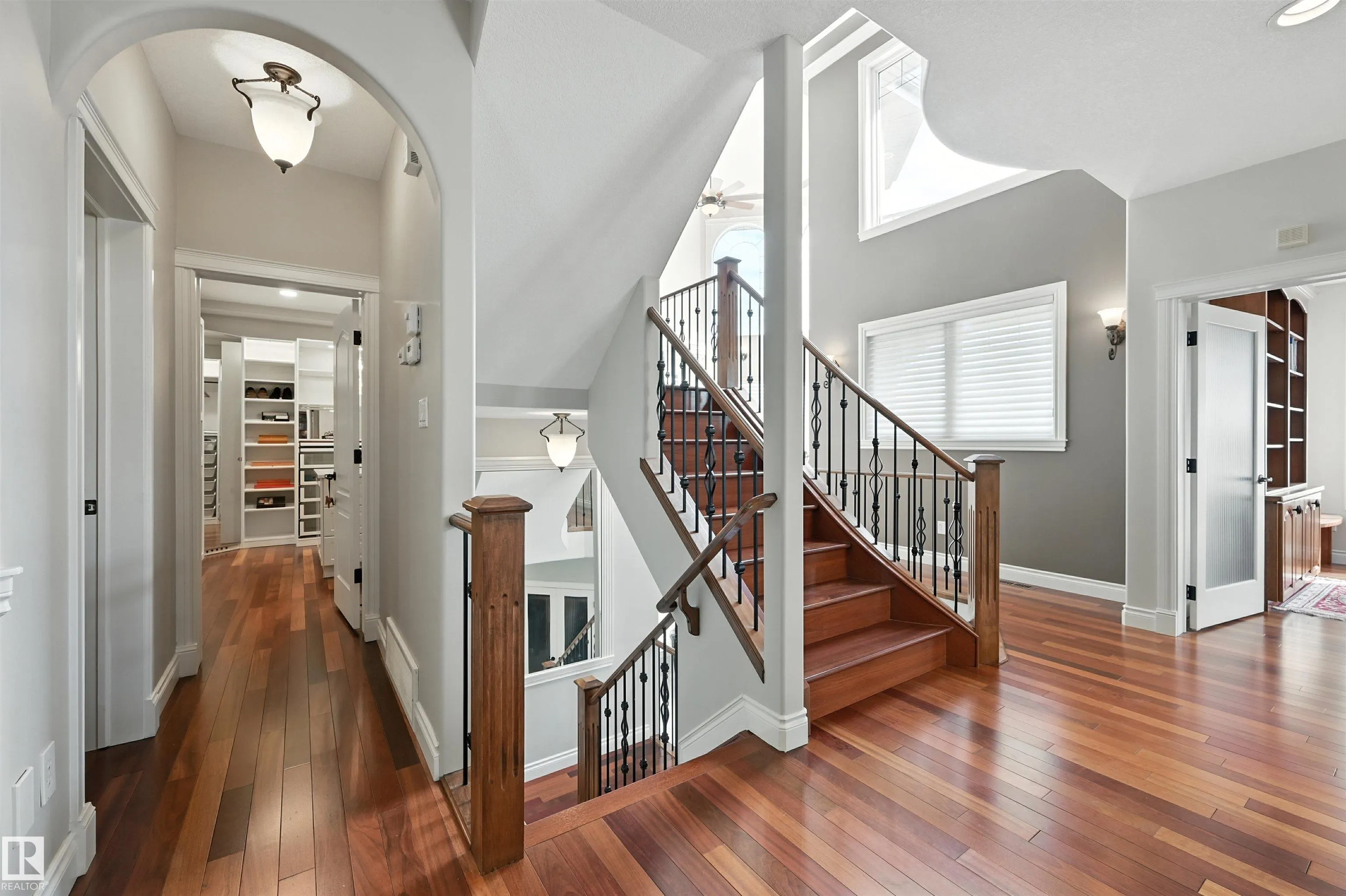 2426 MARTELL Crescent