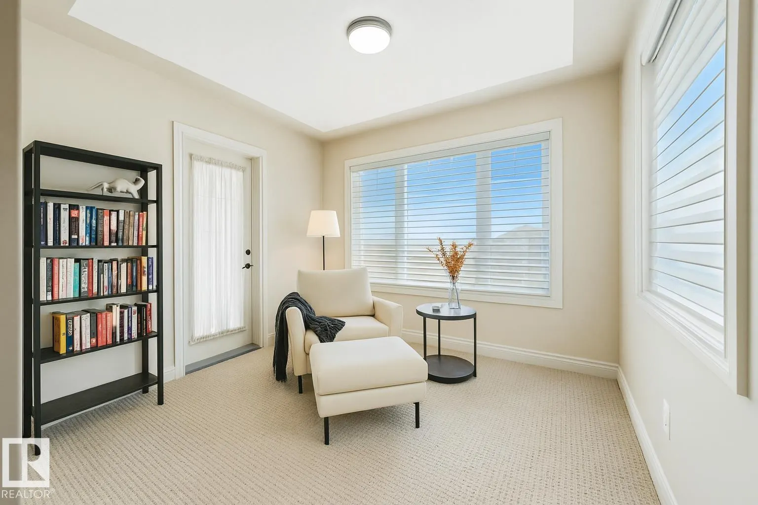 2426 MARTELL Crescent