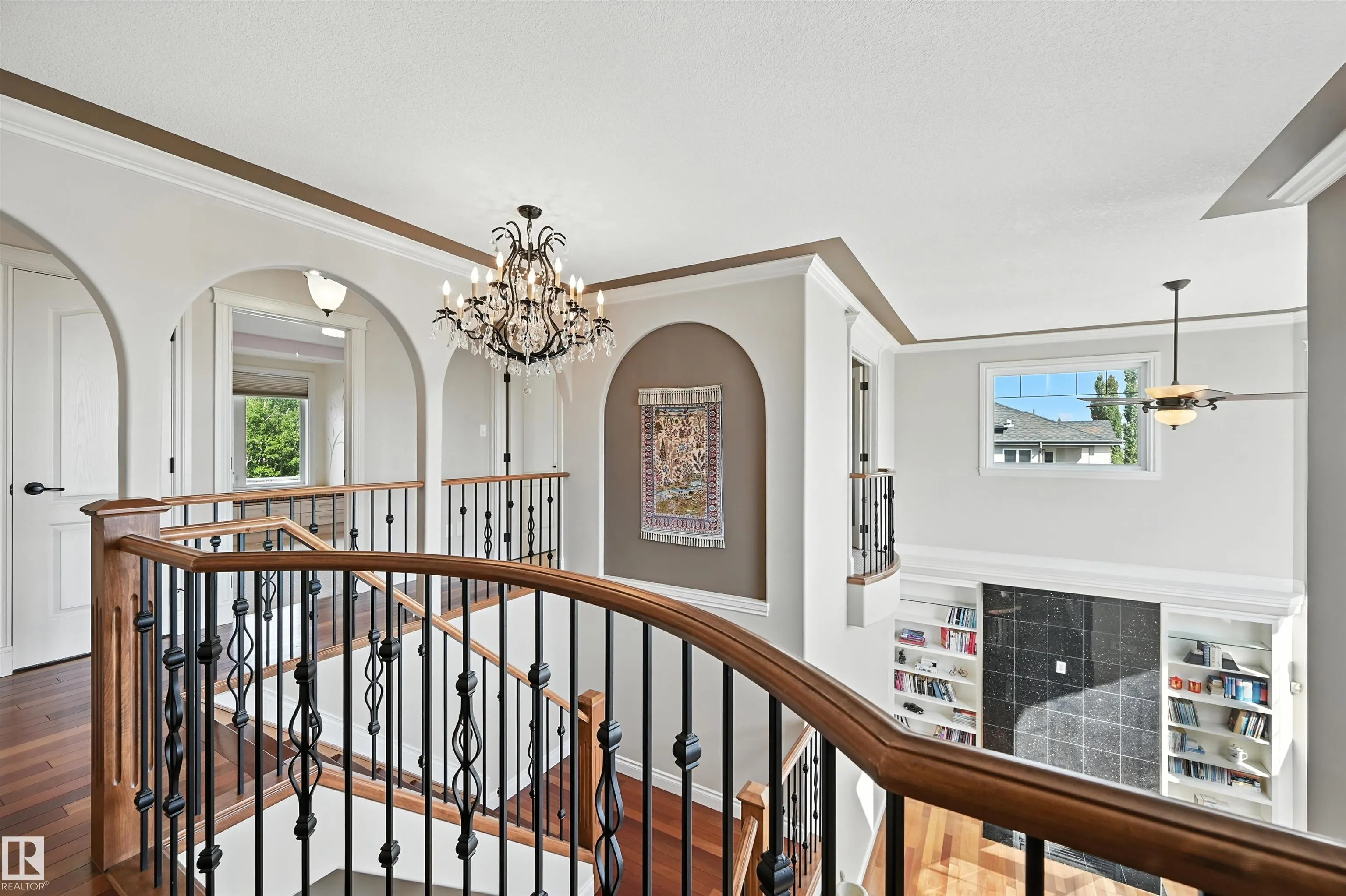2426 MARTELL Crescent