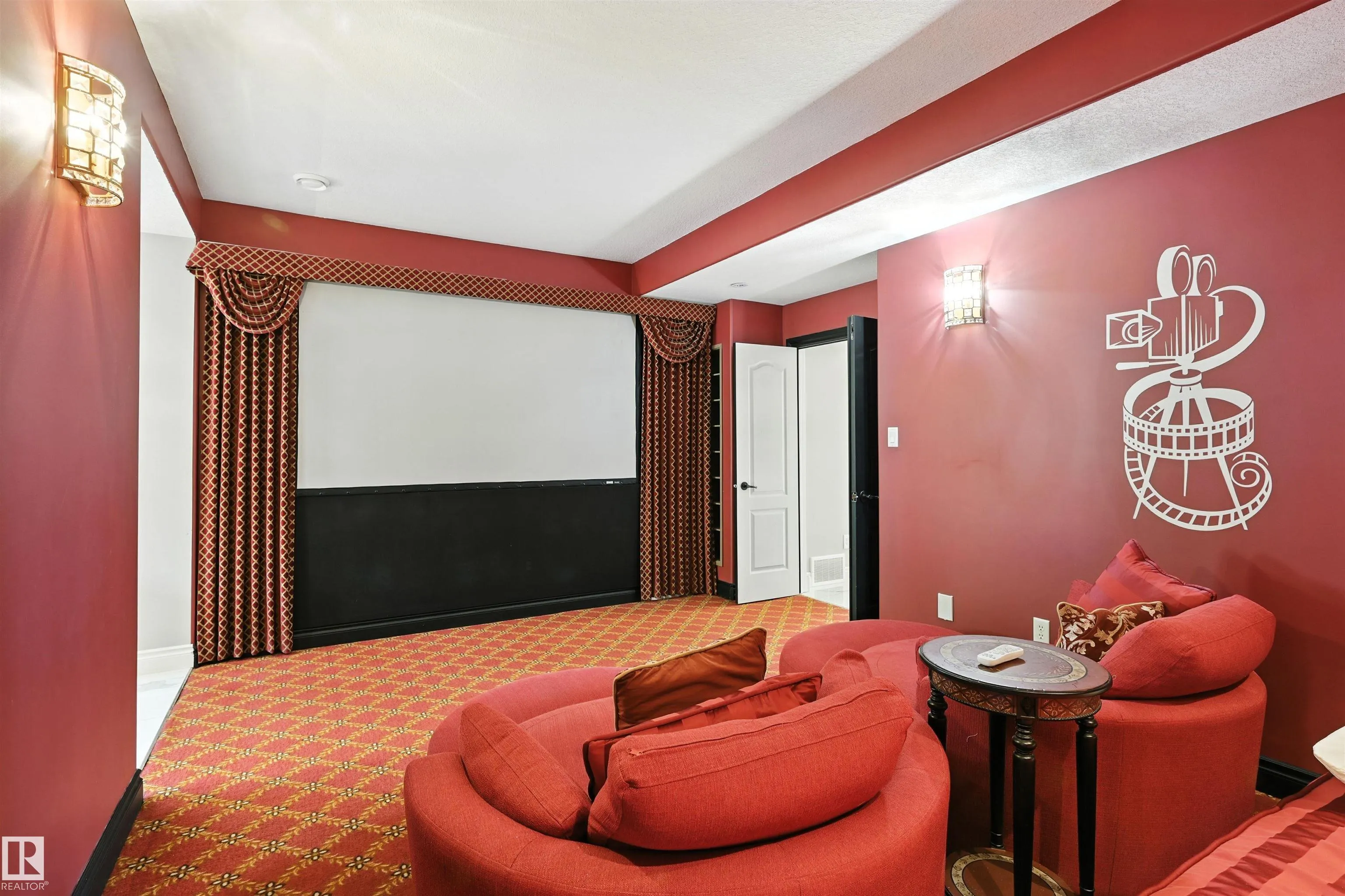 2426 MARTELL Crescent