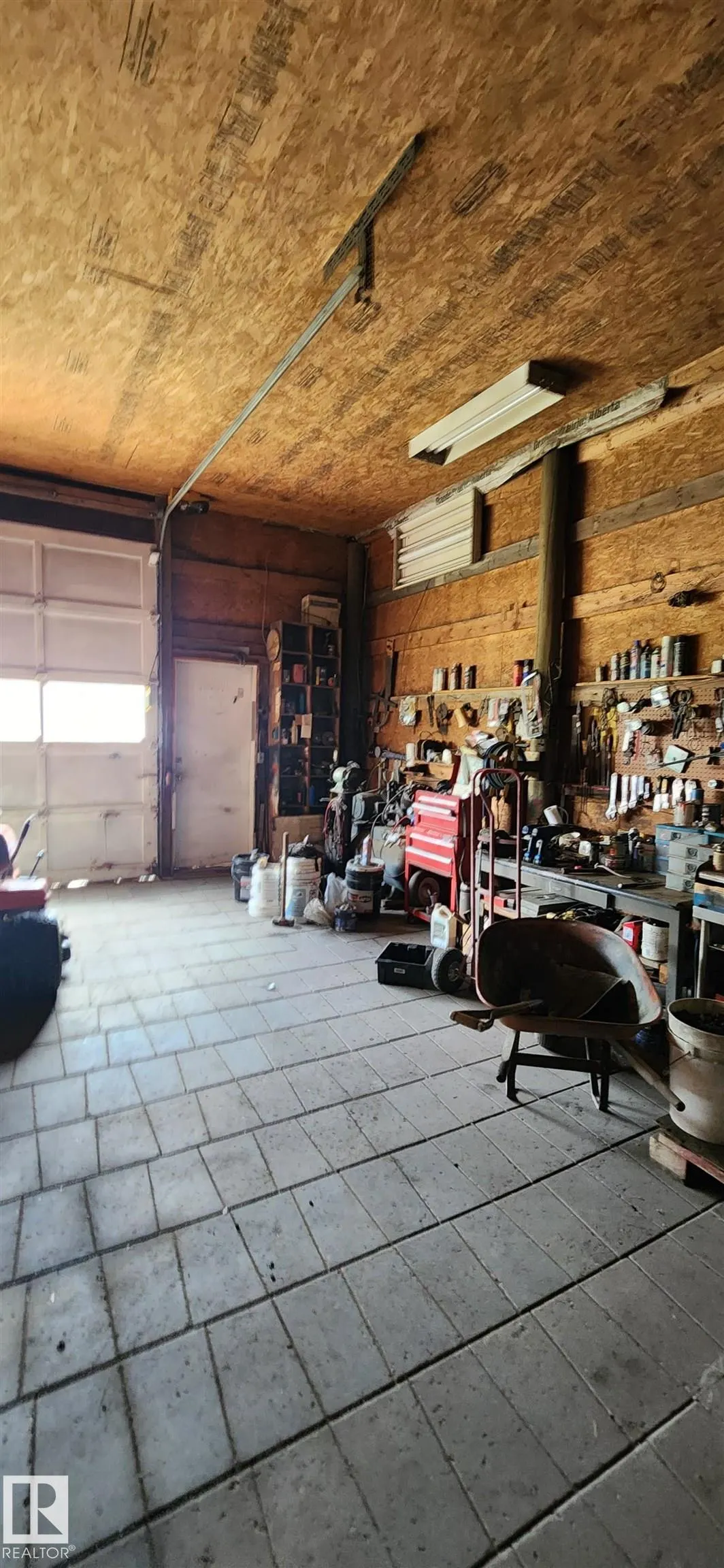 31 51314 Range Road 21