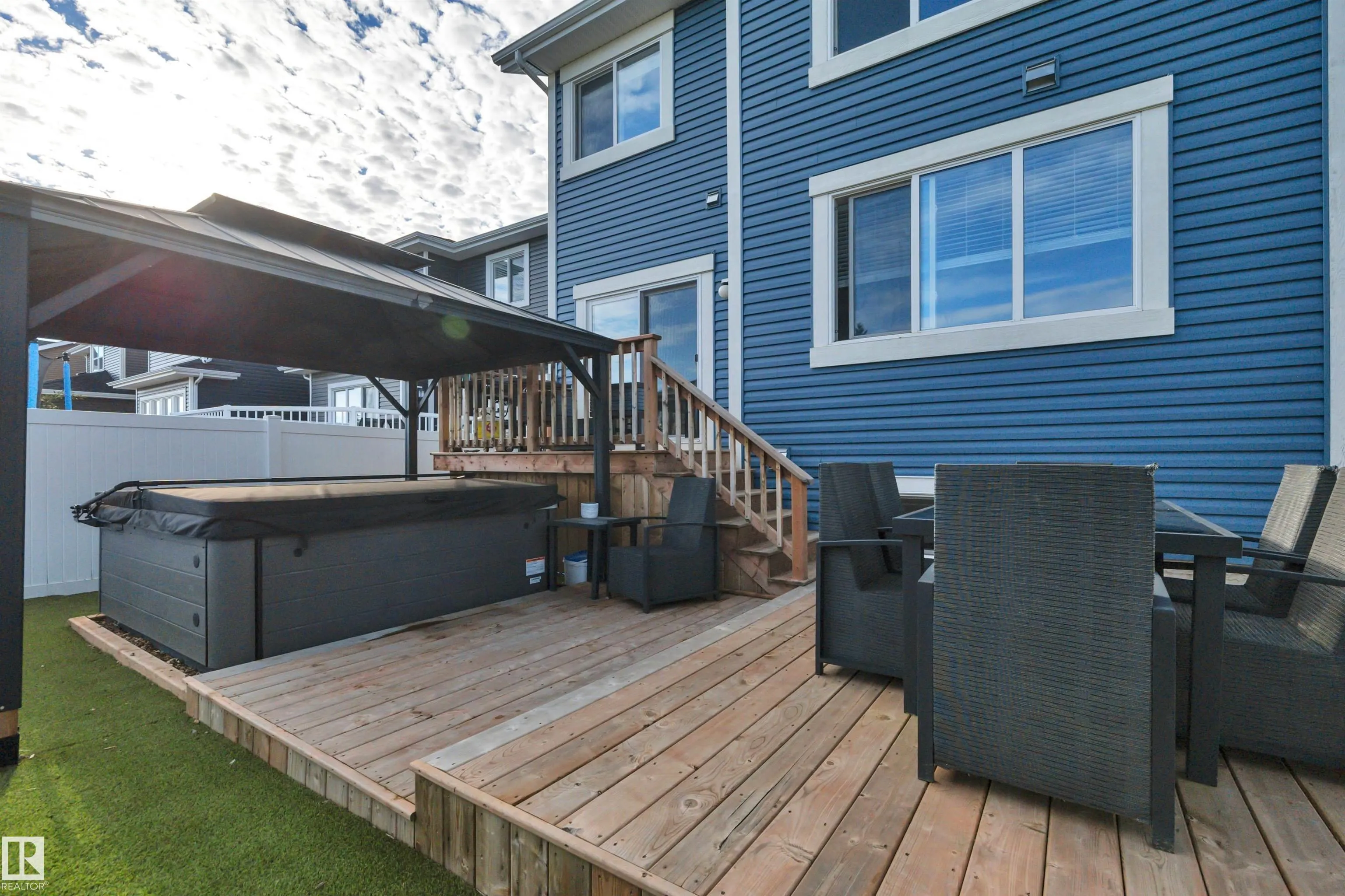 220 SIMPKINS Bend