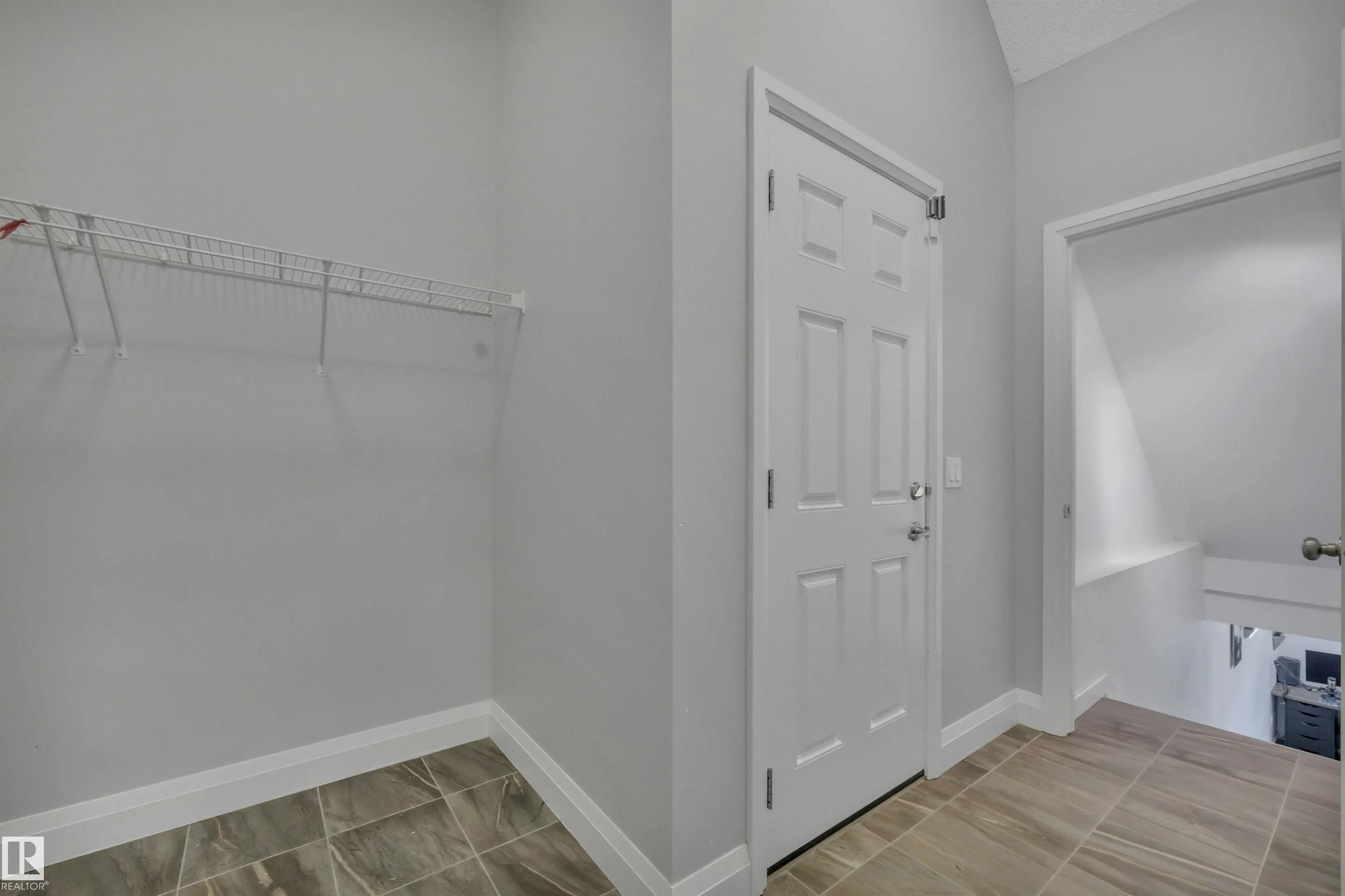 220 SIMPKINS Bend
