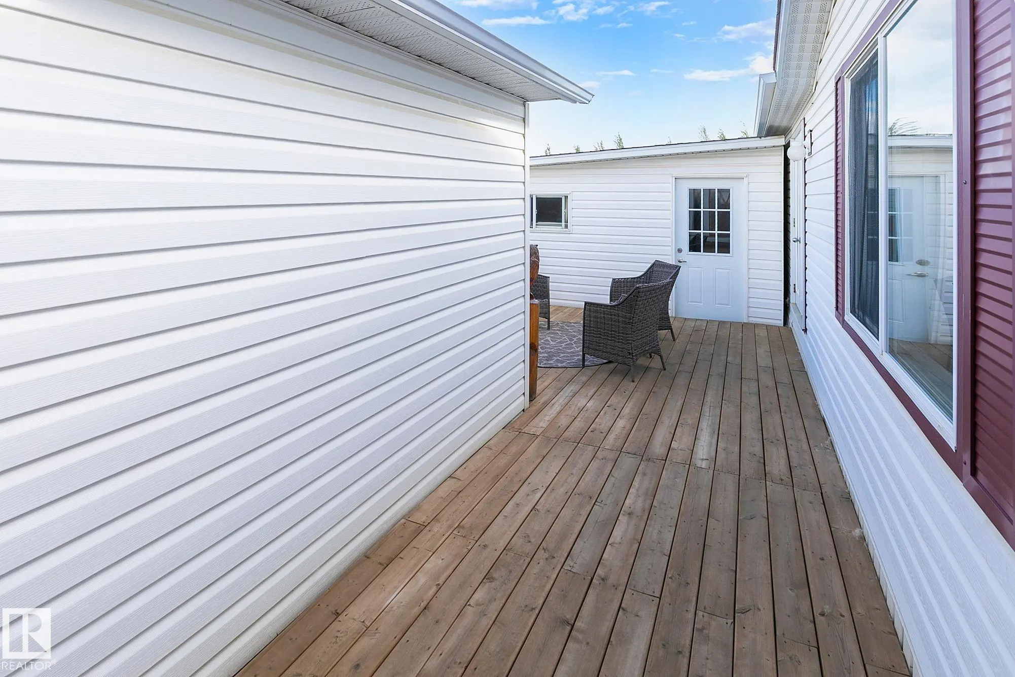 3407 Lakeview Point(e)