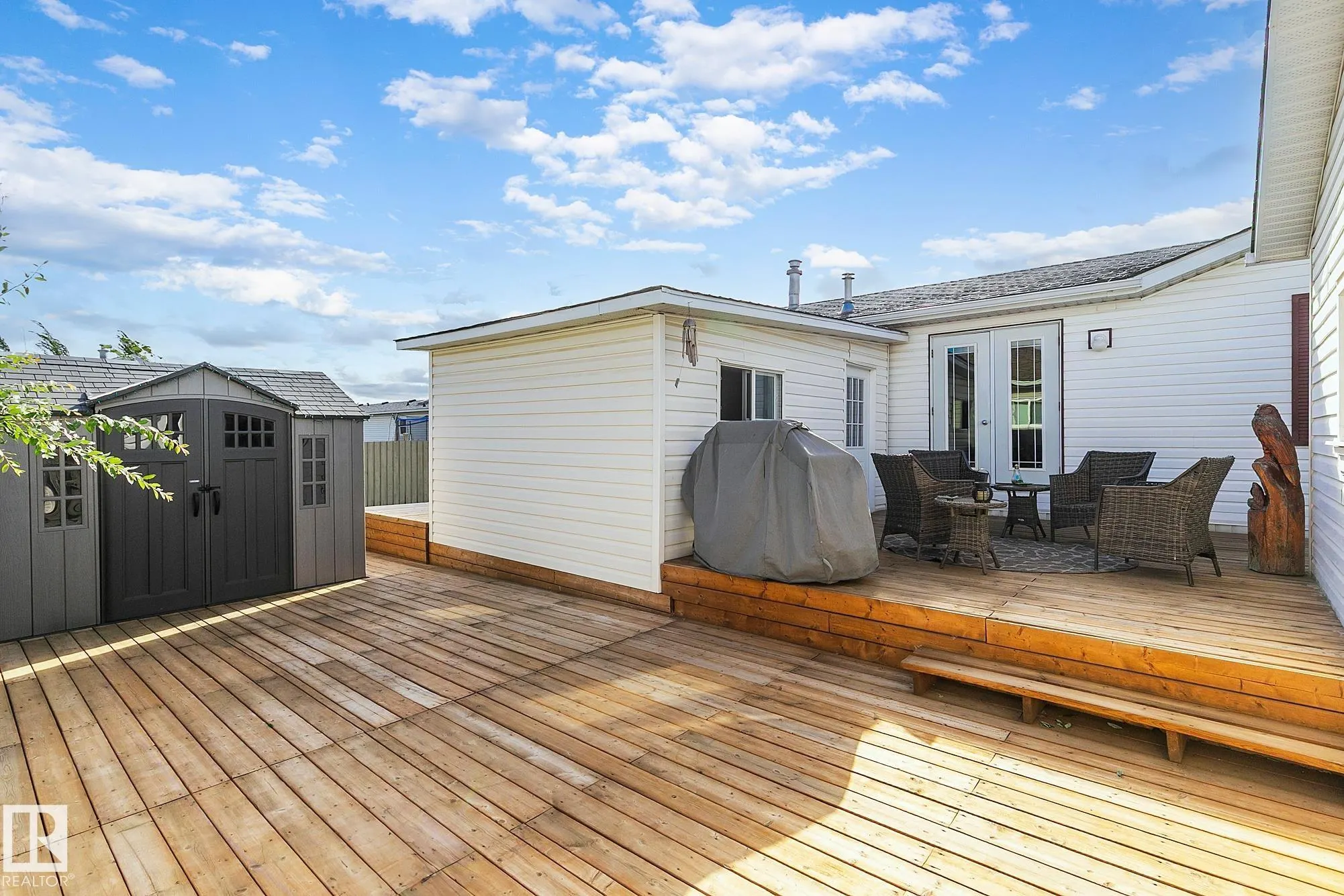 3407 Lakeview Point(e)