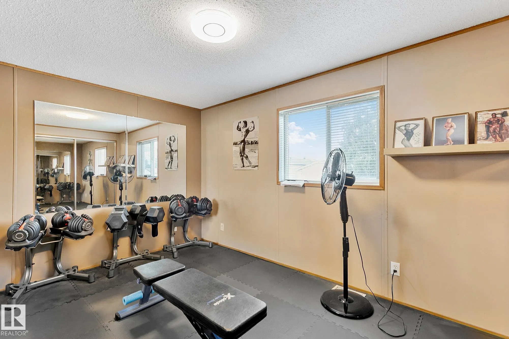 3407 Lakeview Point(e)