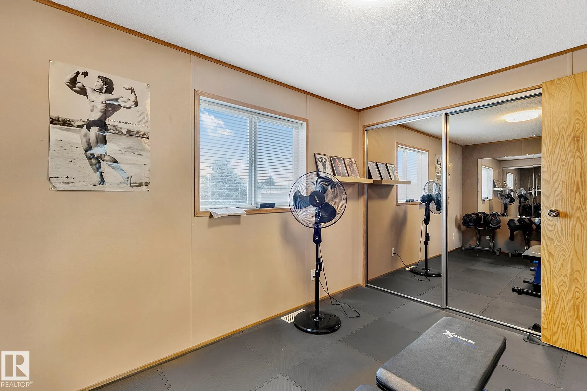 3407 Lakeview Point(e)