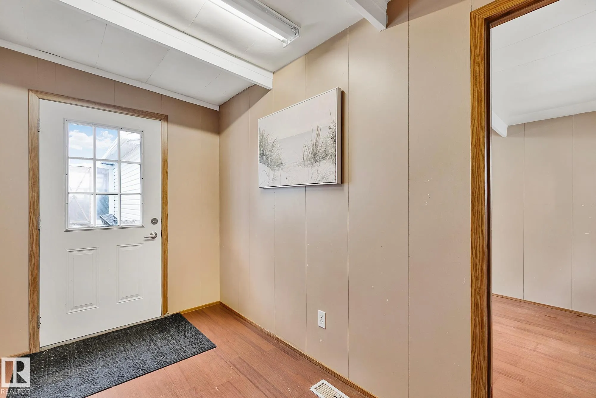 3407 Lakeview Point(e)