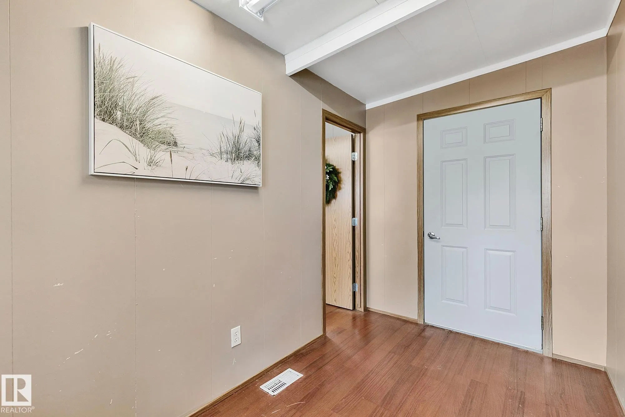 3407 Lakeview Point(e)