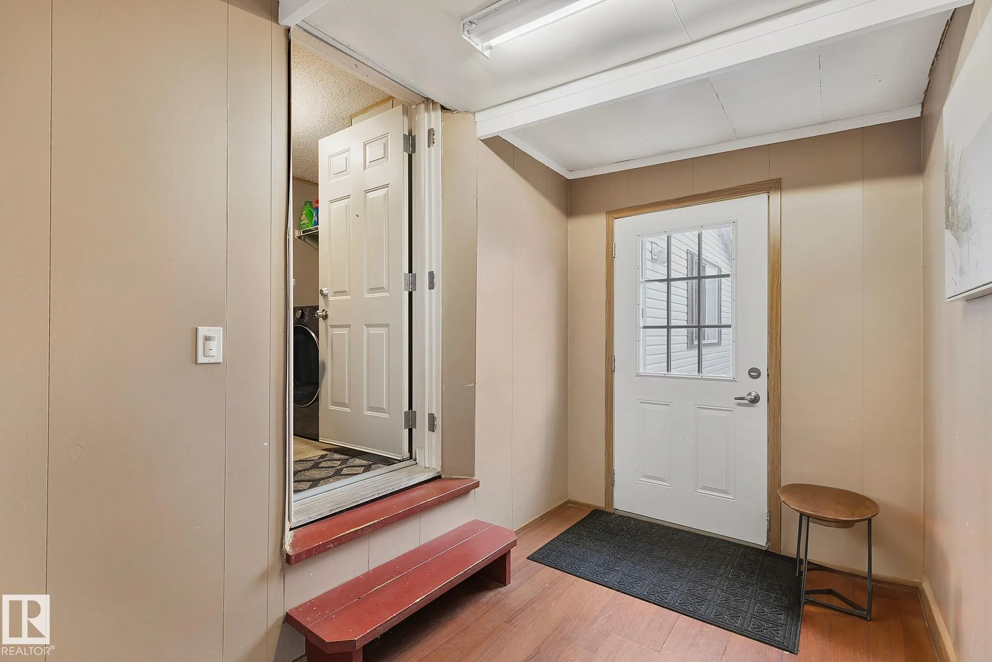 3407 Lakeview Point(e)