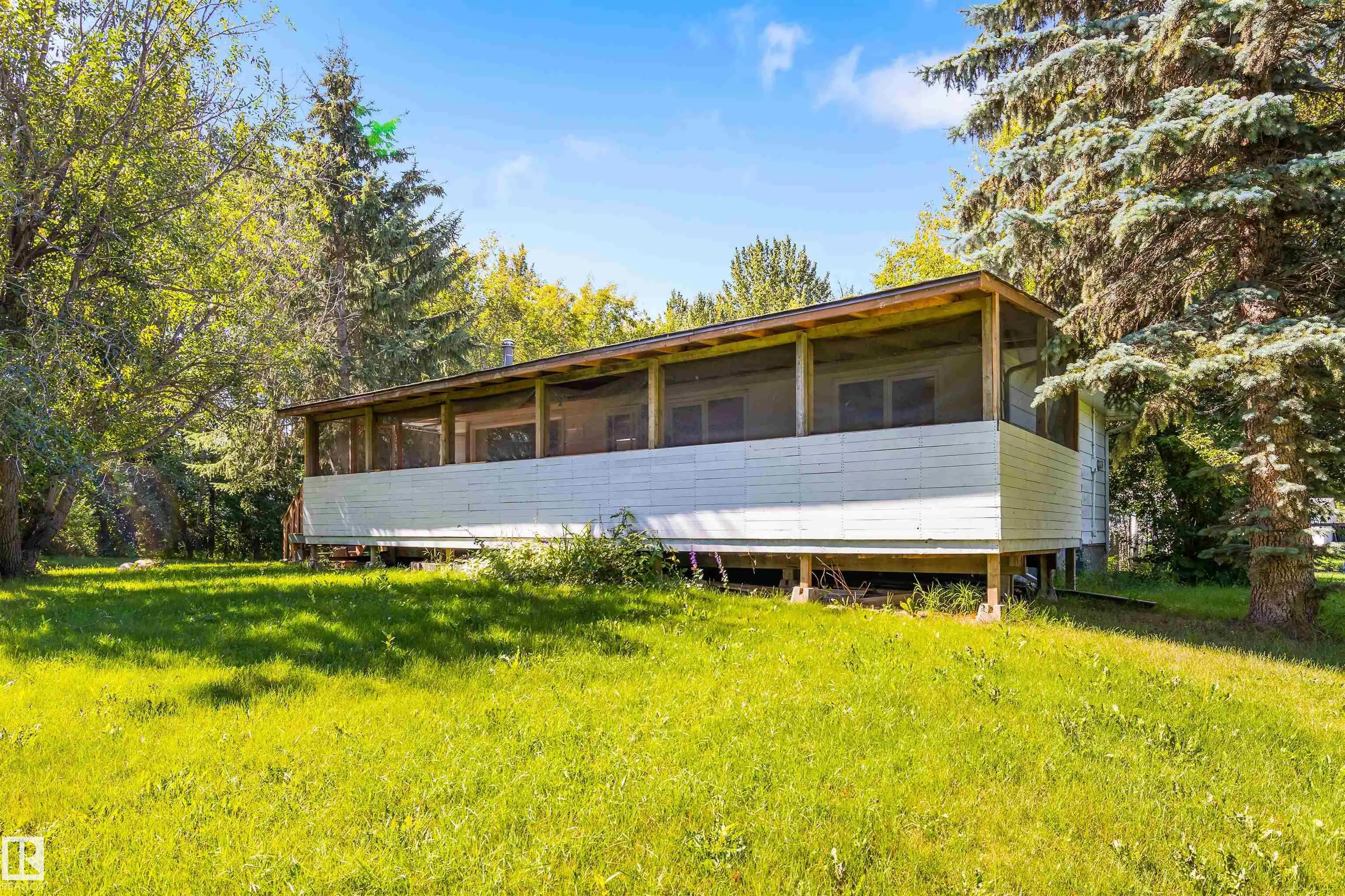 1700 LAKESIDE Drive