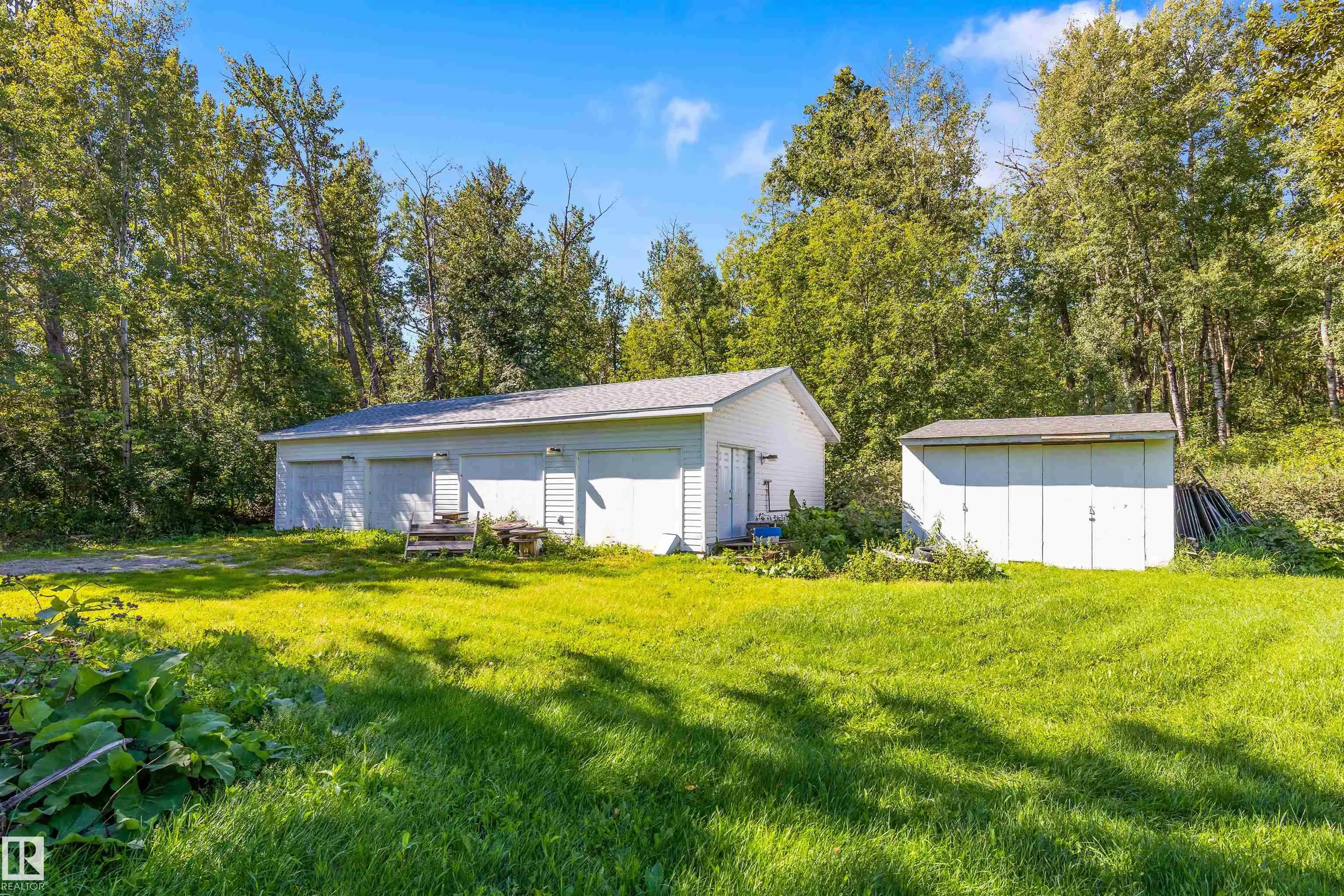 1700 LAKESIDE Drive