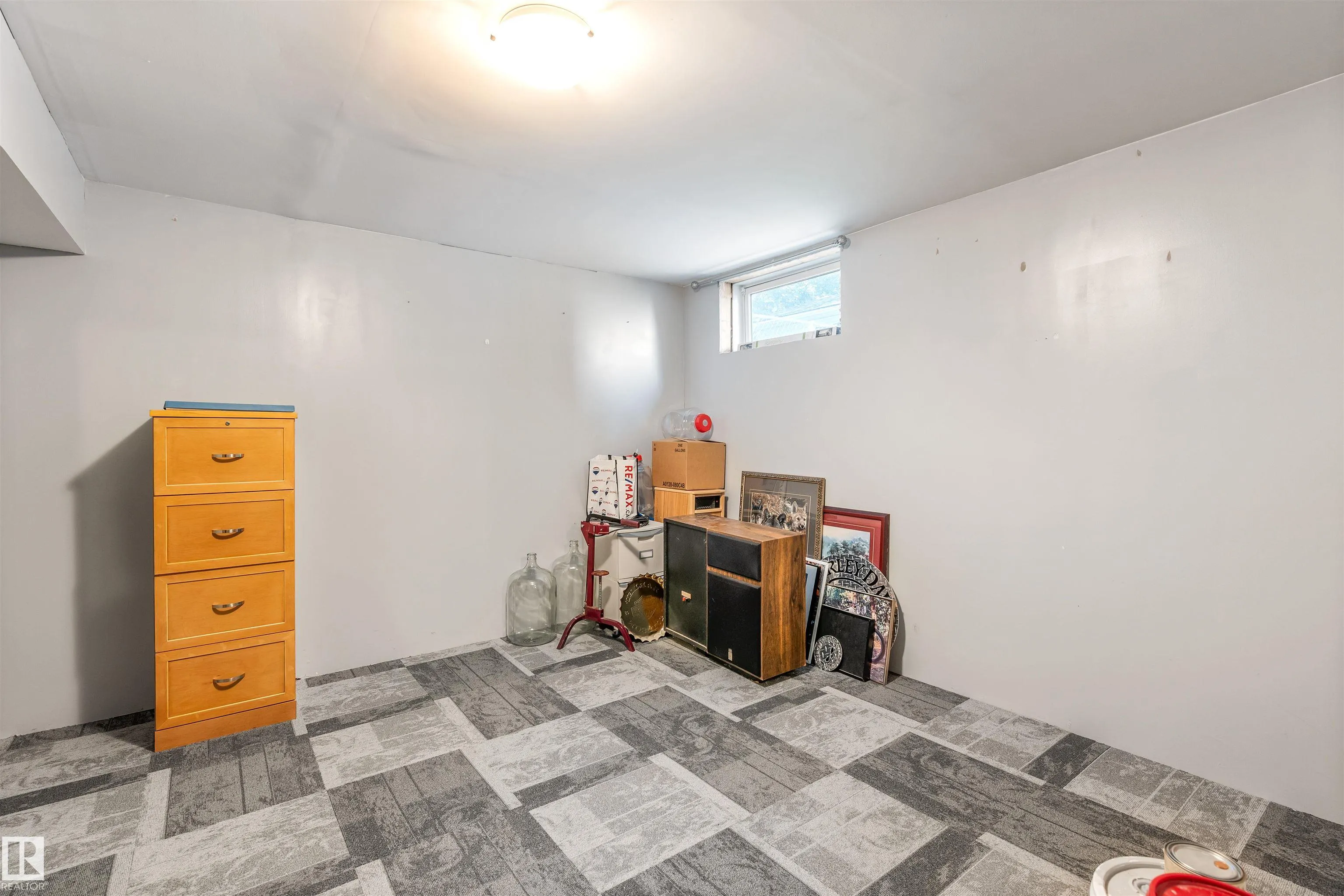 1700 LAKESIDE Drive