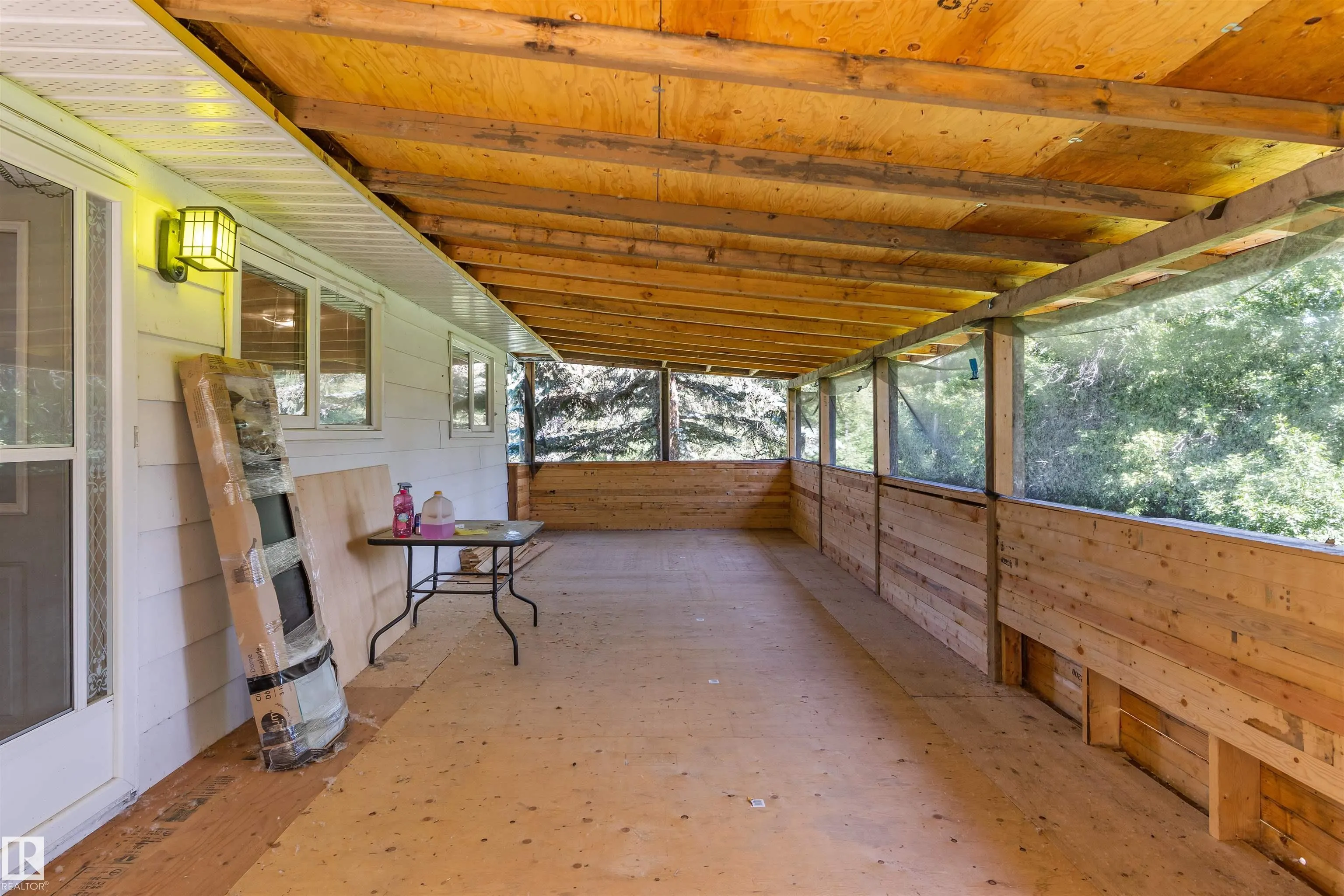 1700 LAKESIDE Drive