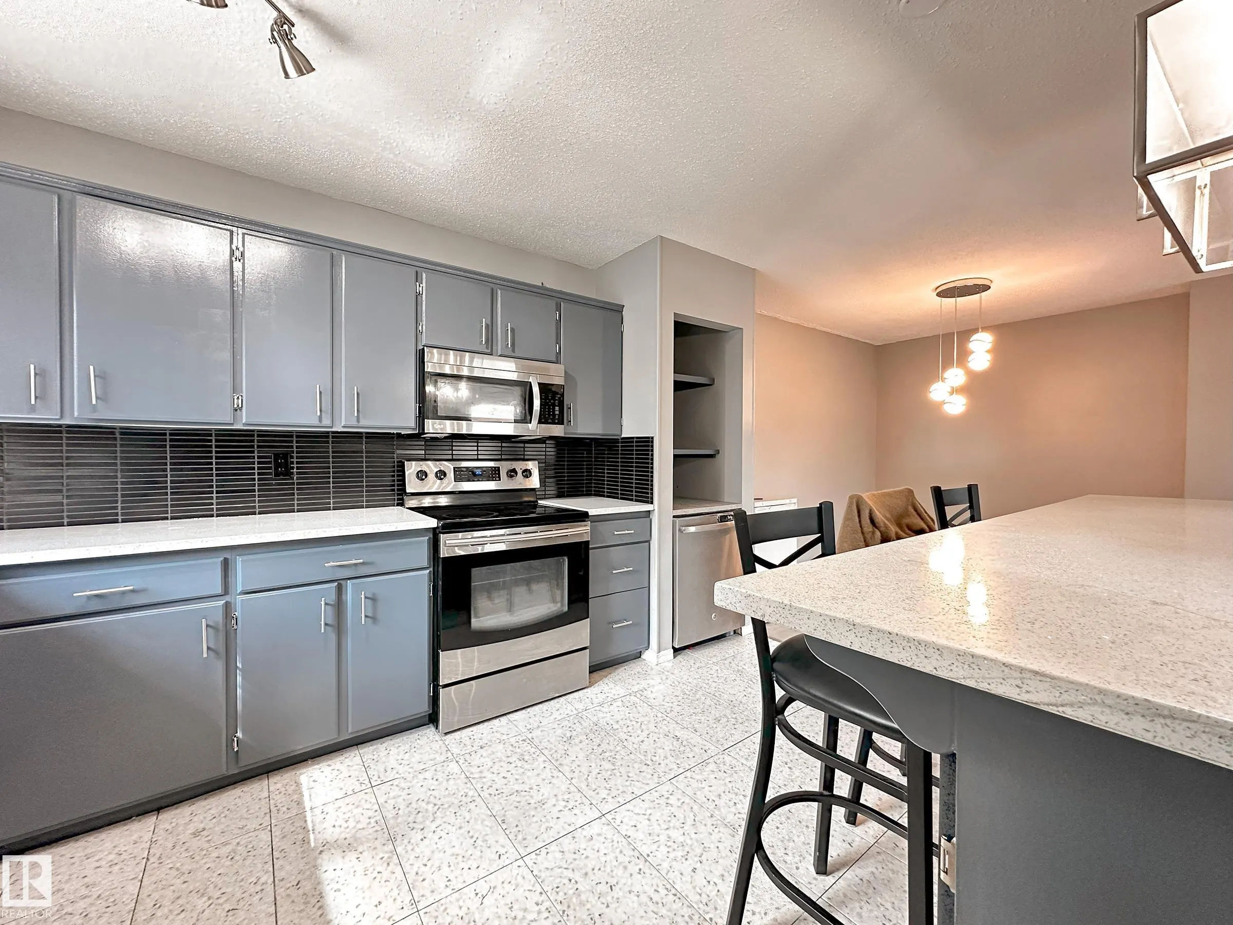 858 ERIN Place
