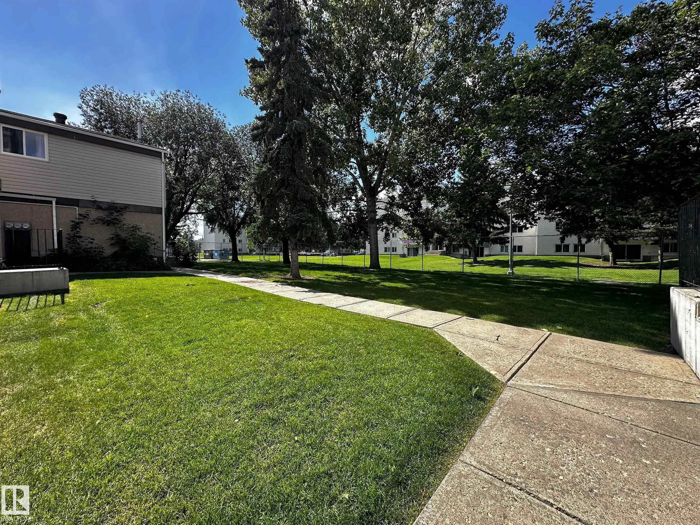 858 ERIN Place