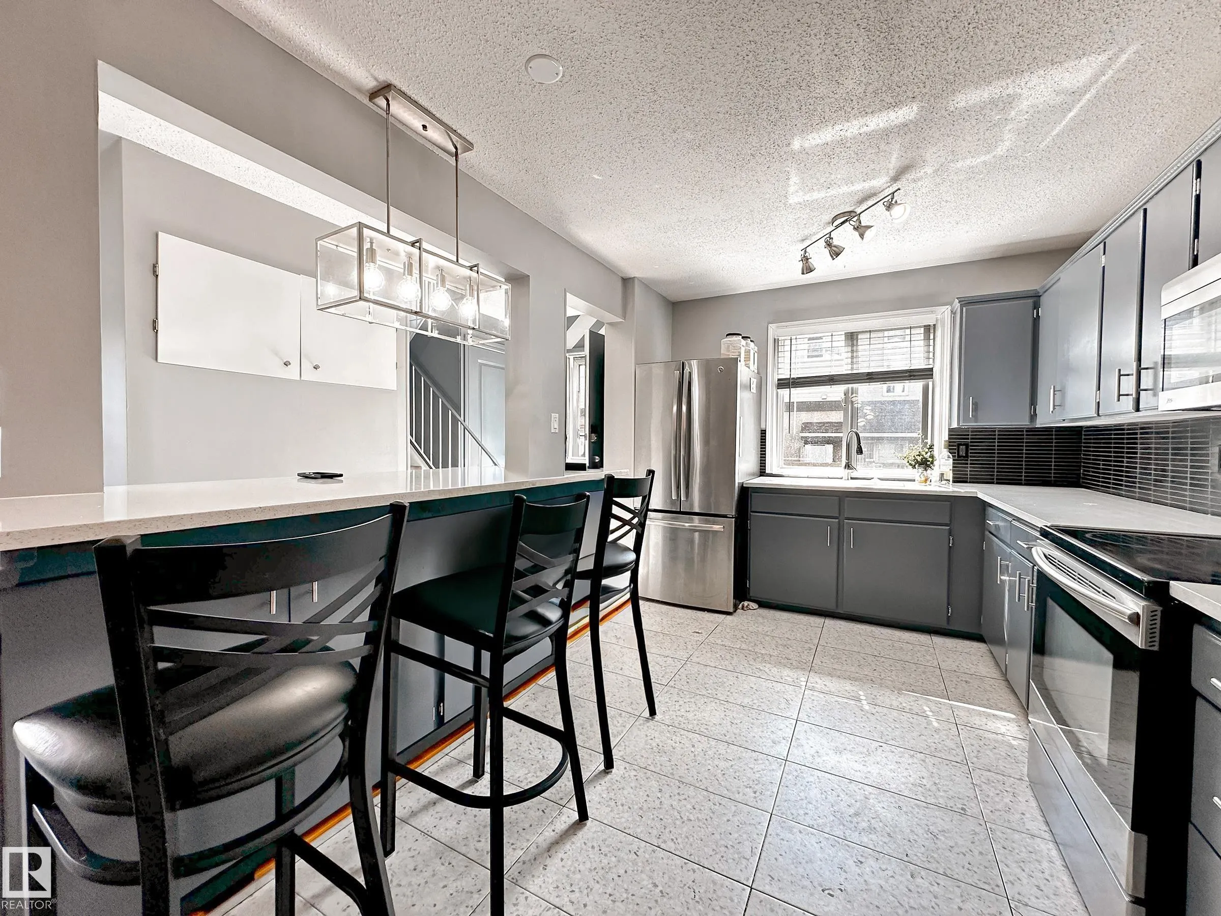 858 ERIN Place
