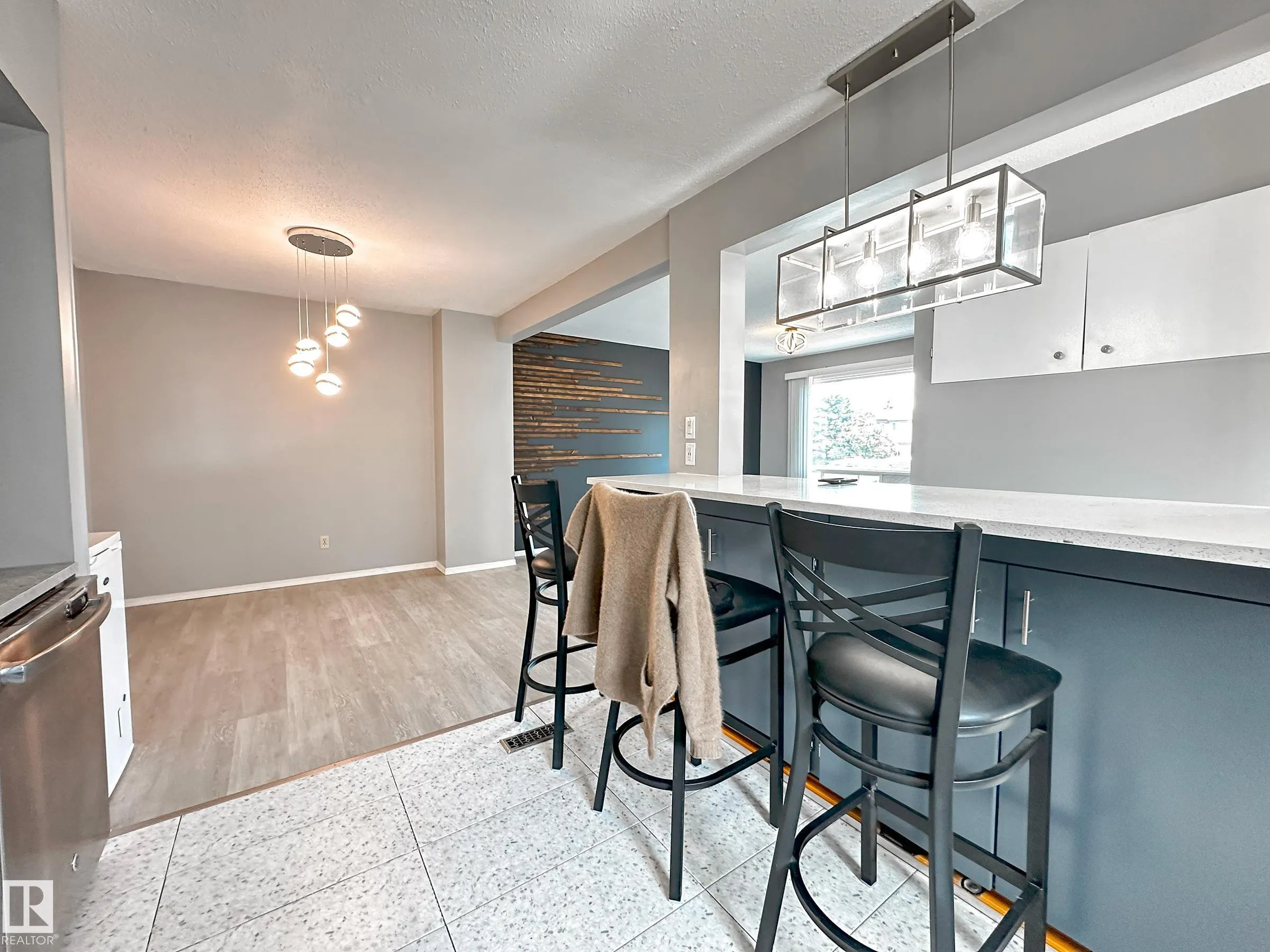 858 ERIN Place