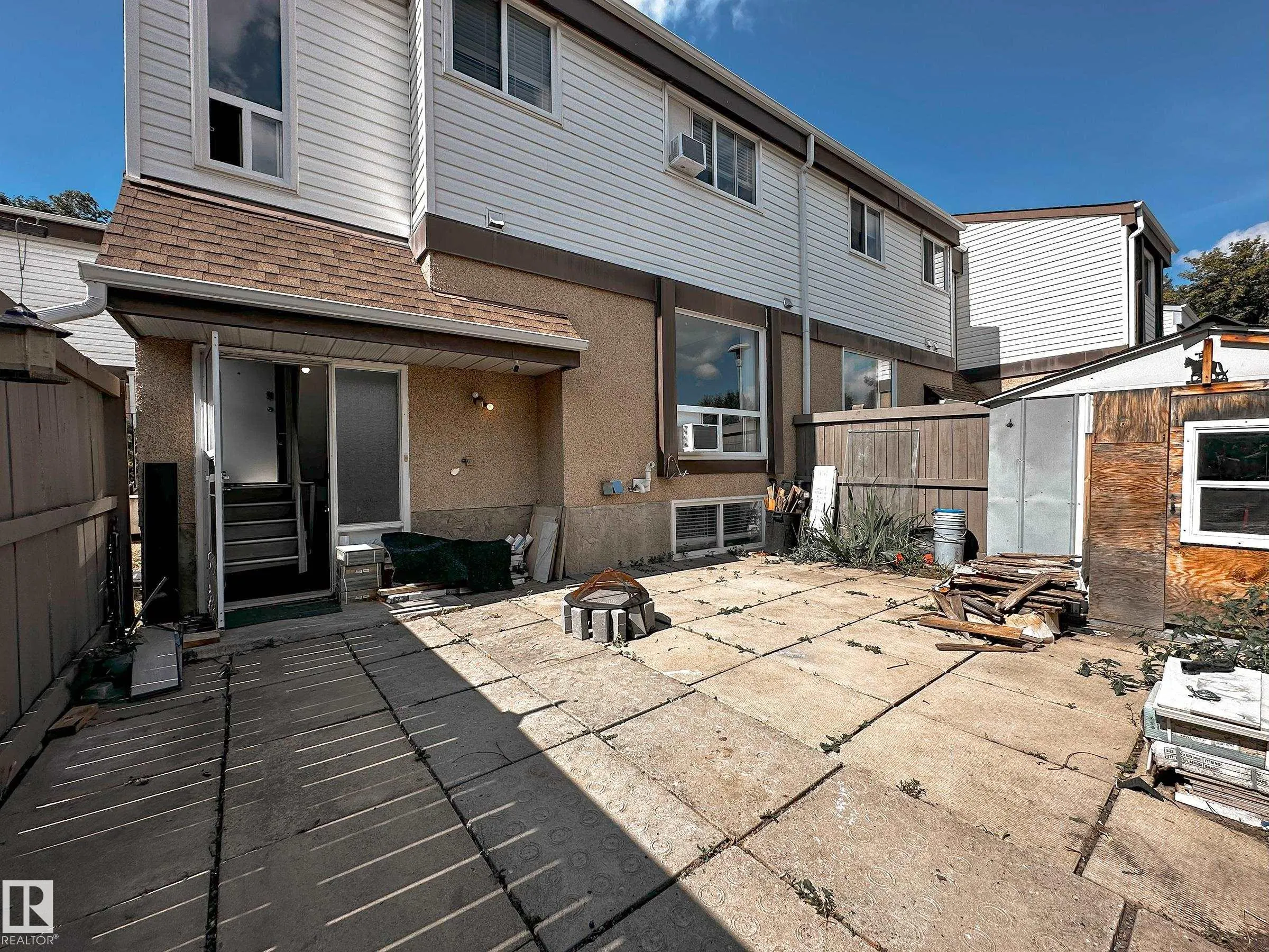 858 ERIN Place