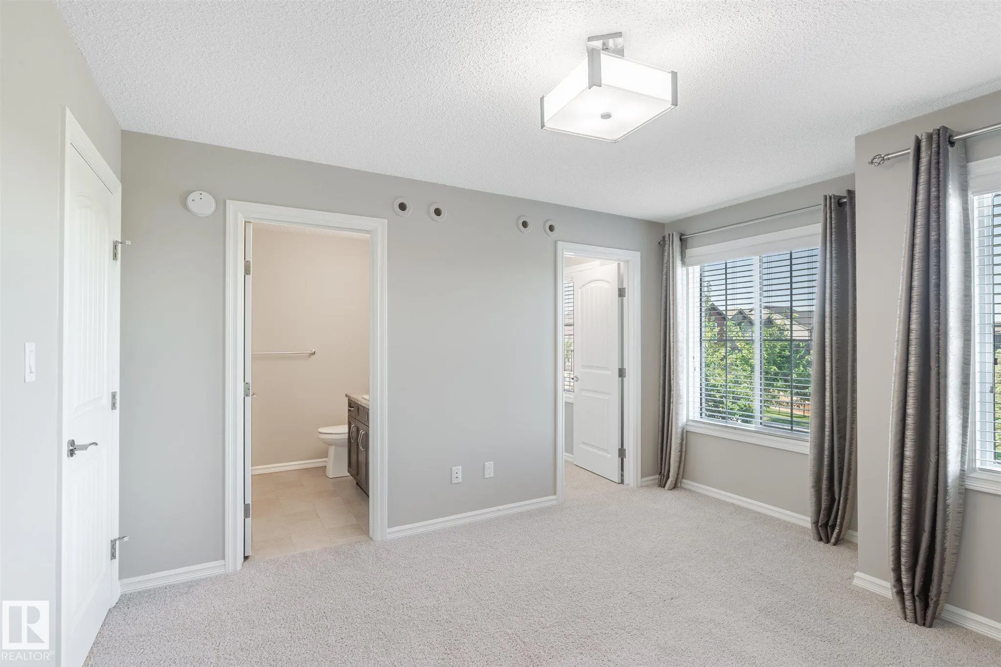 1647 GRAYDON HILL LINK Link