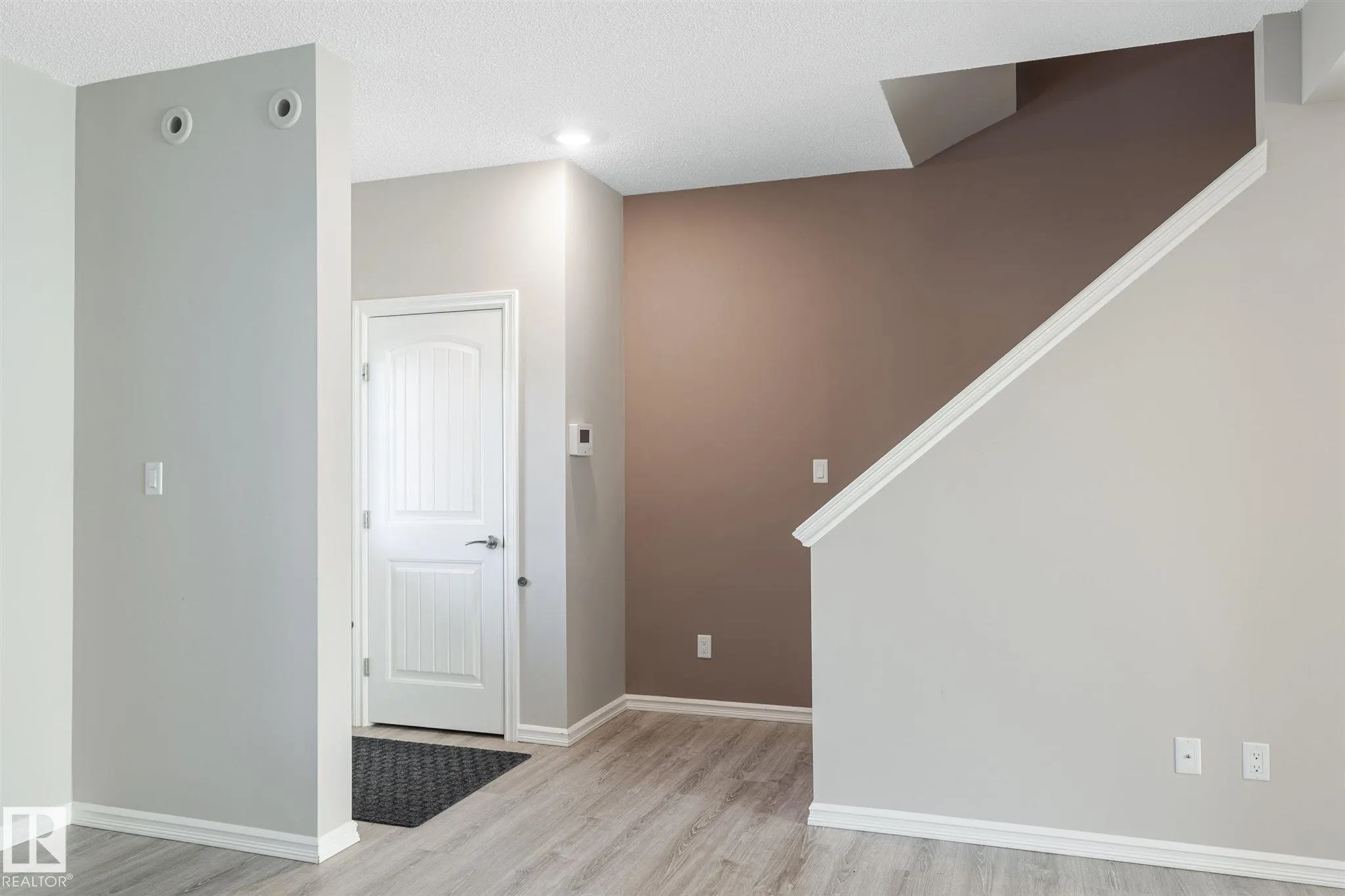 1647 GRAYDON HILL LINK Link