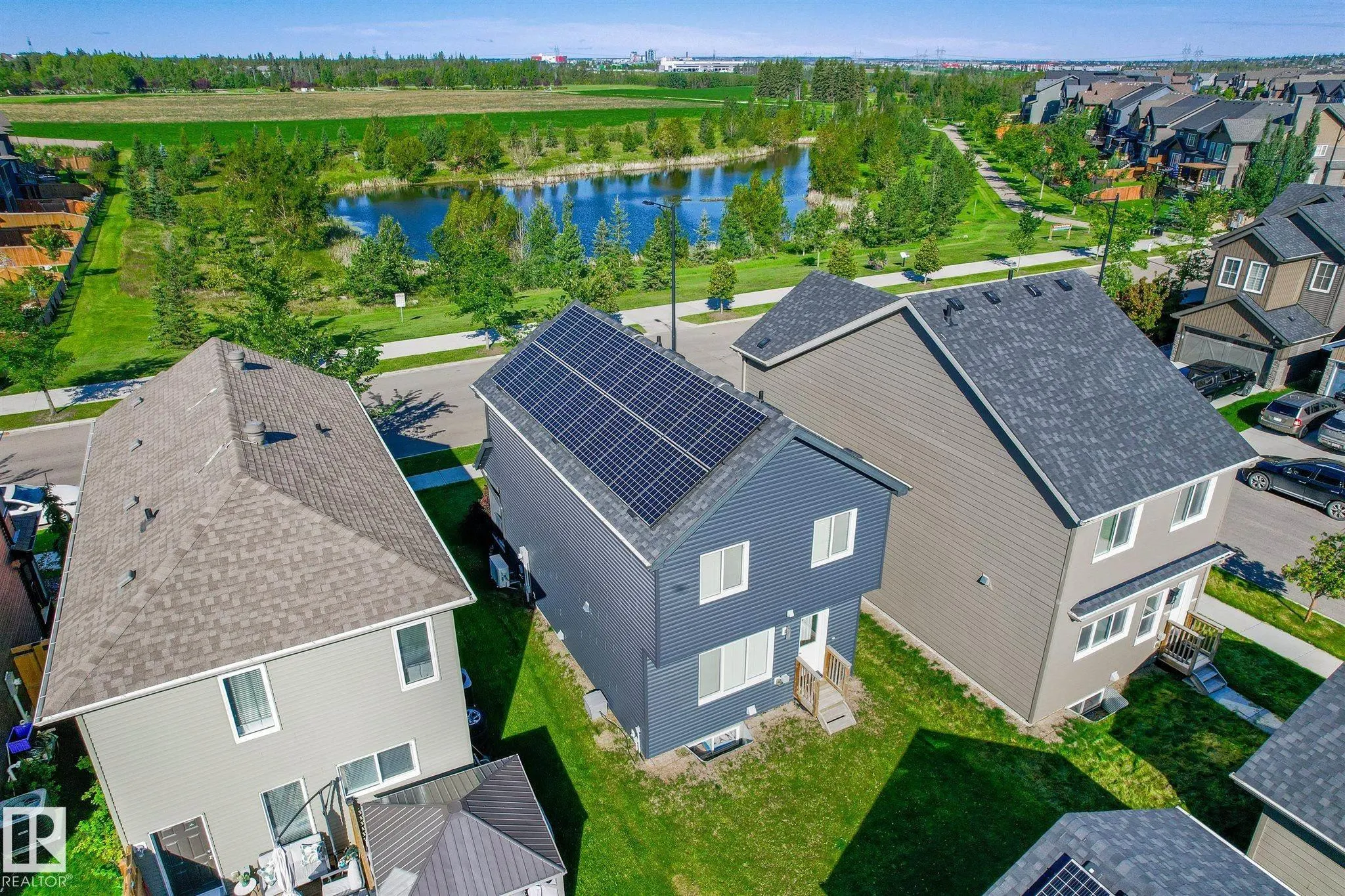 1647 GRAYDON HILL LINK Link
