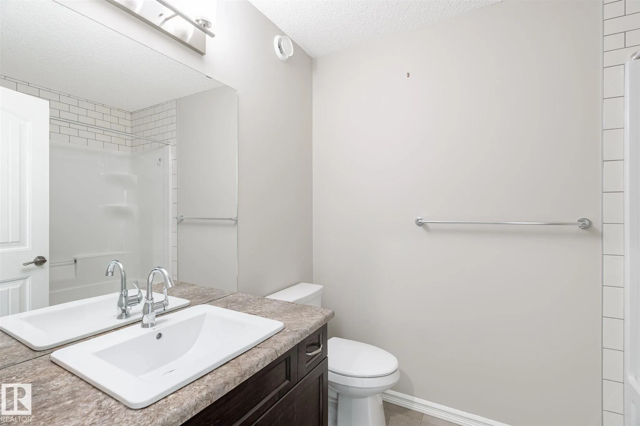 1647 GRAYDON HILL LINK Link