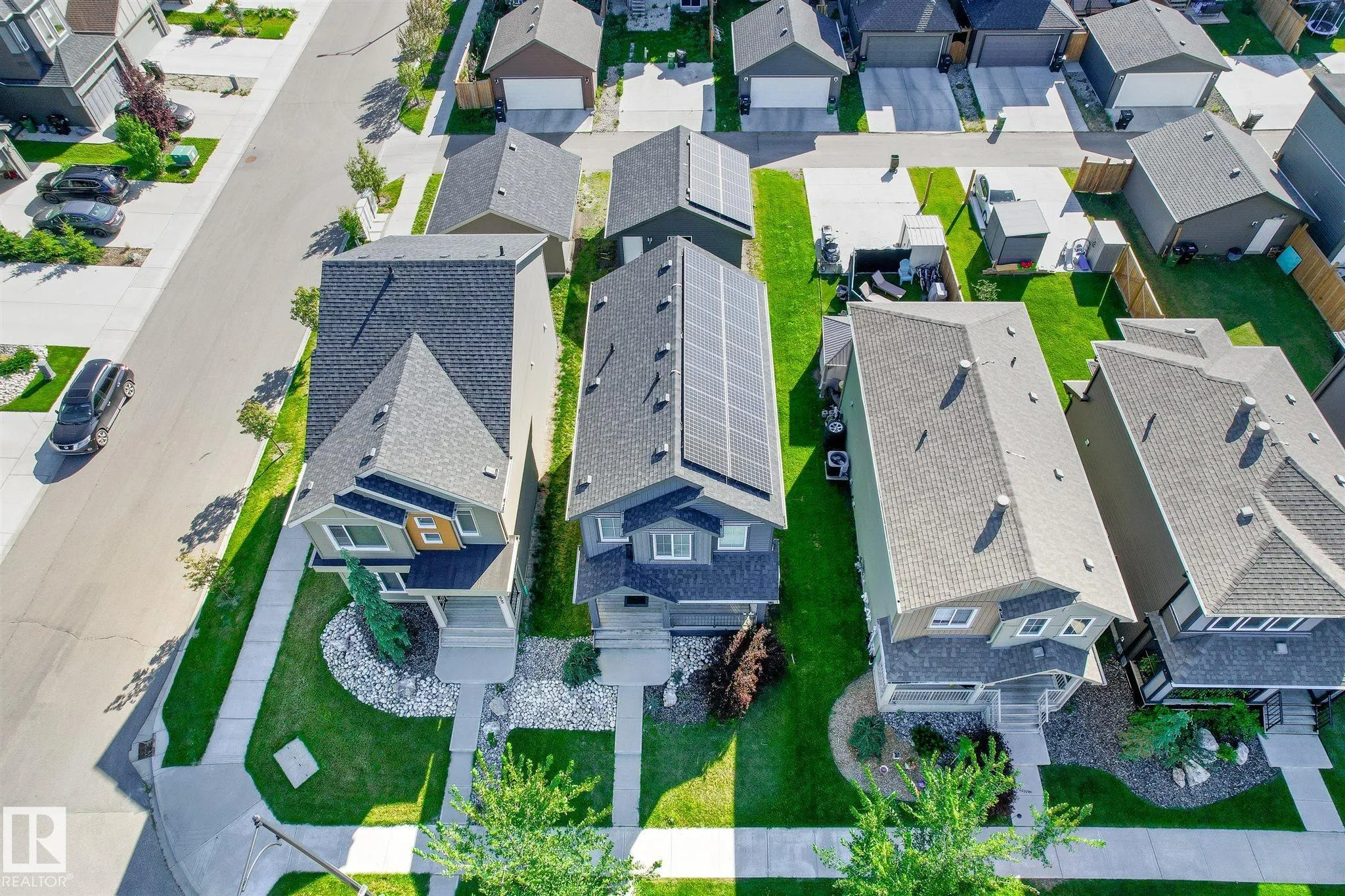 1647 GRAYDON HILL LINK Link