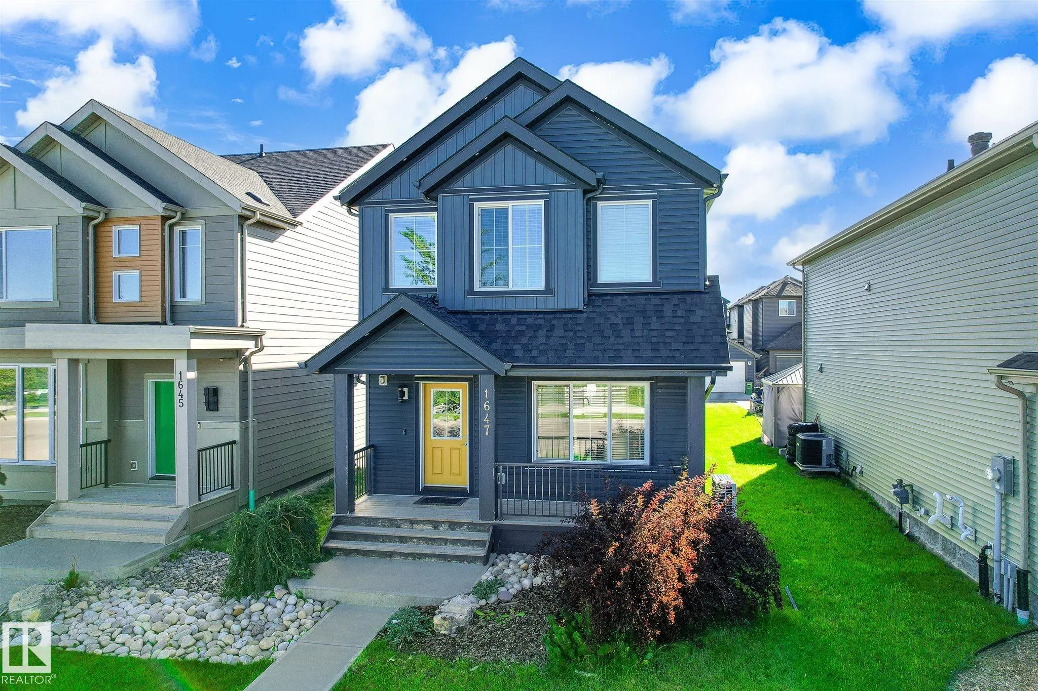 1647 GRAYDON HILL LINK Link